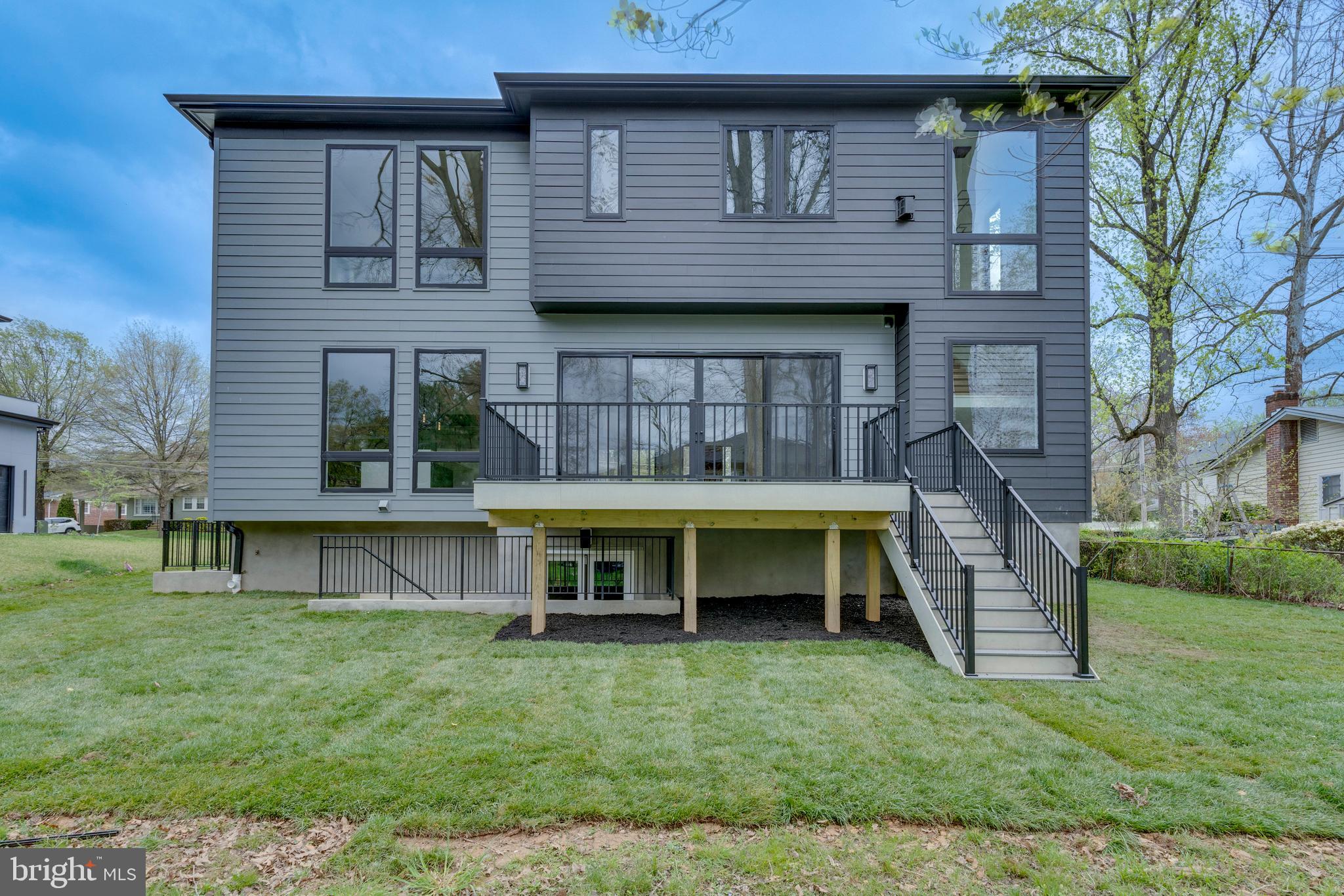 VIENNA WOODS - Residential