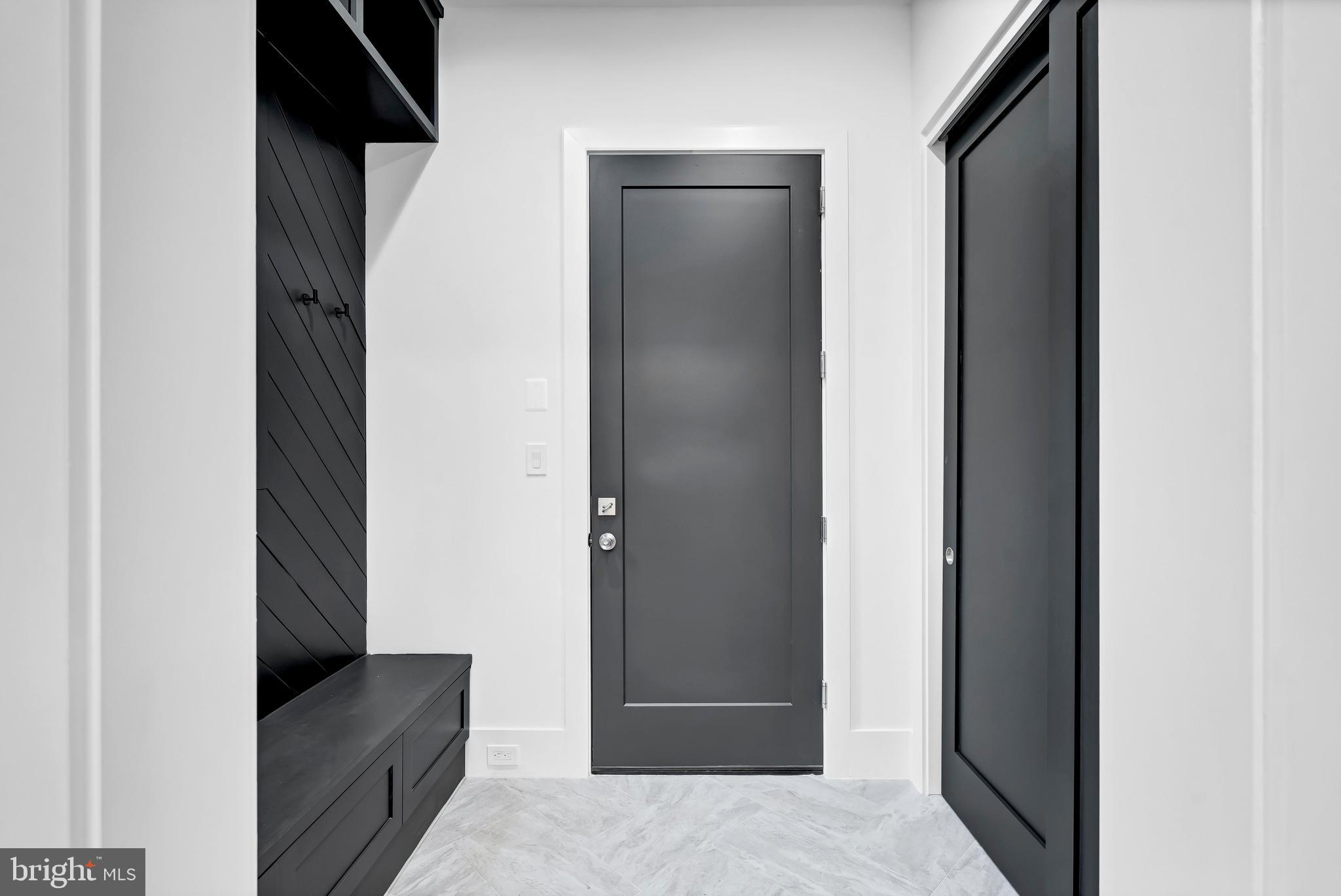 VIENNA WOODS - Residential