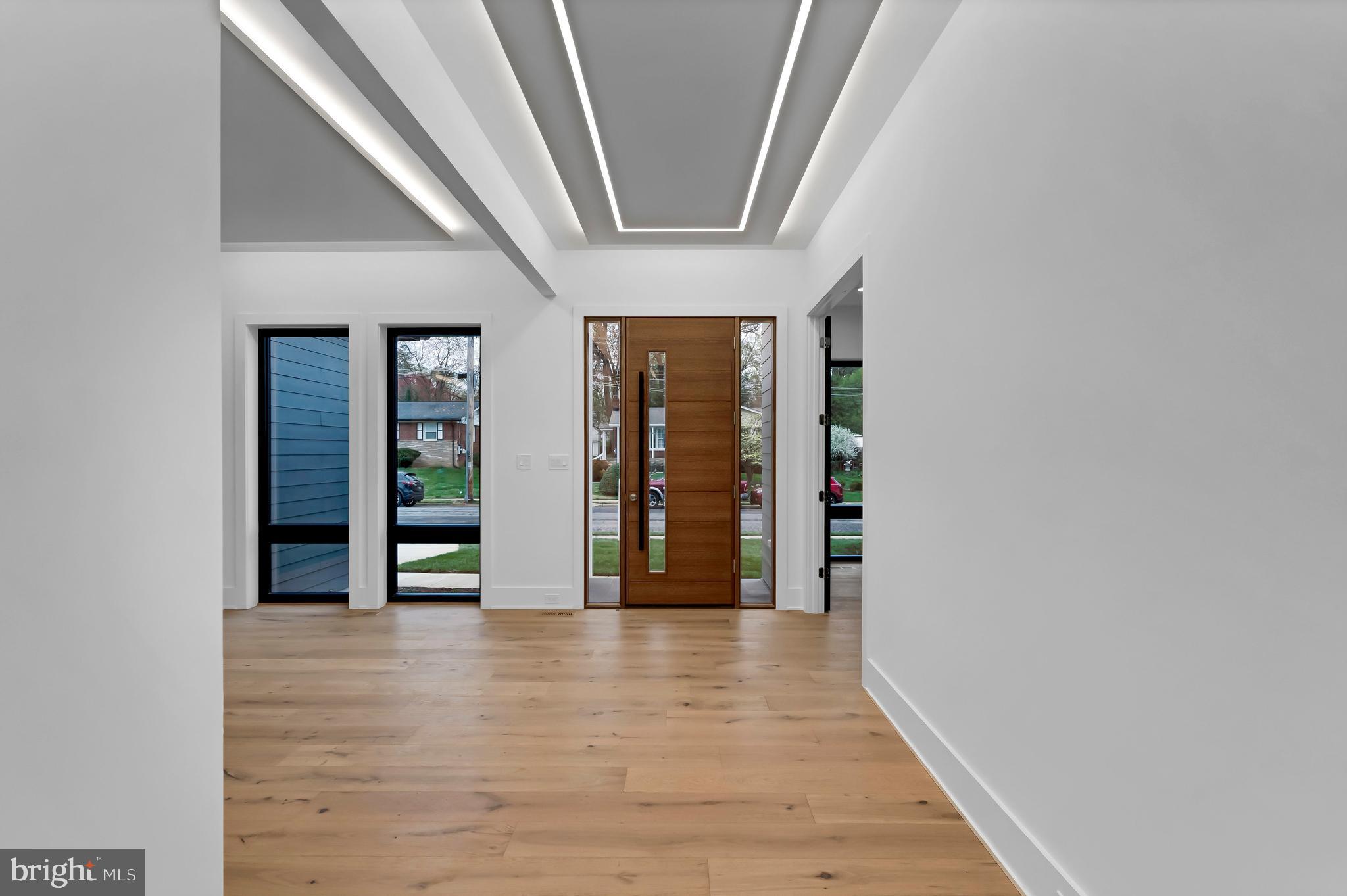 VIENNA WOODS - Residential