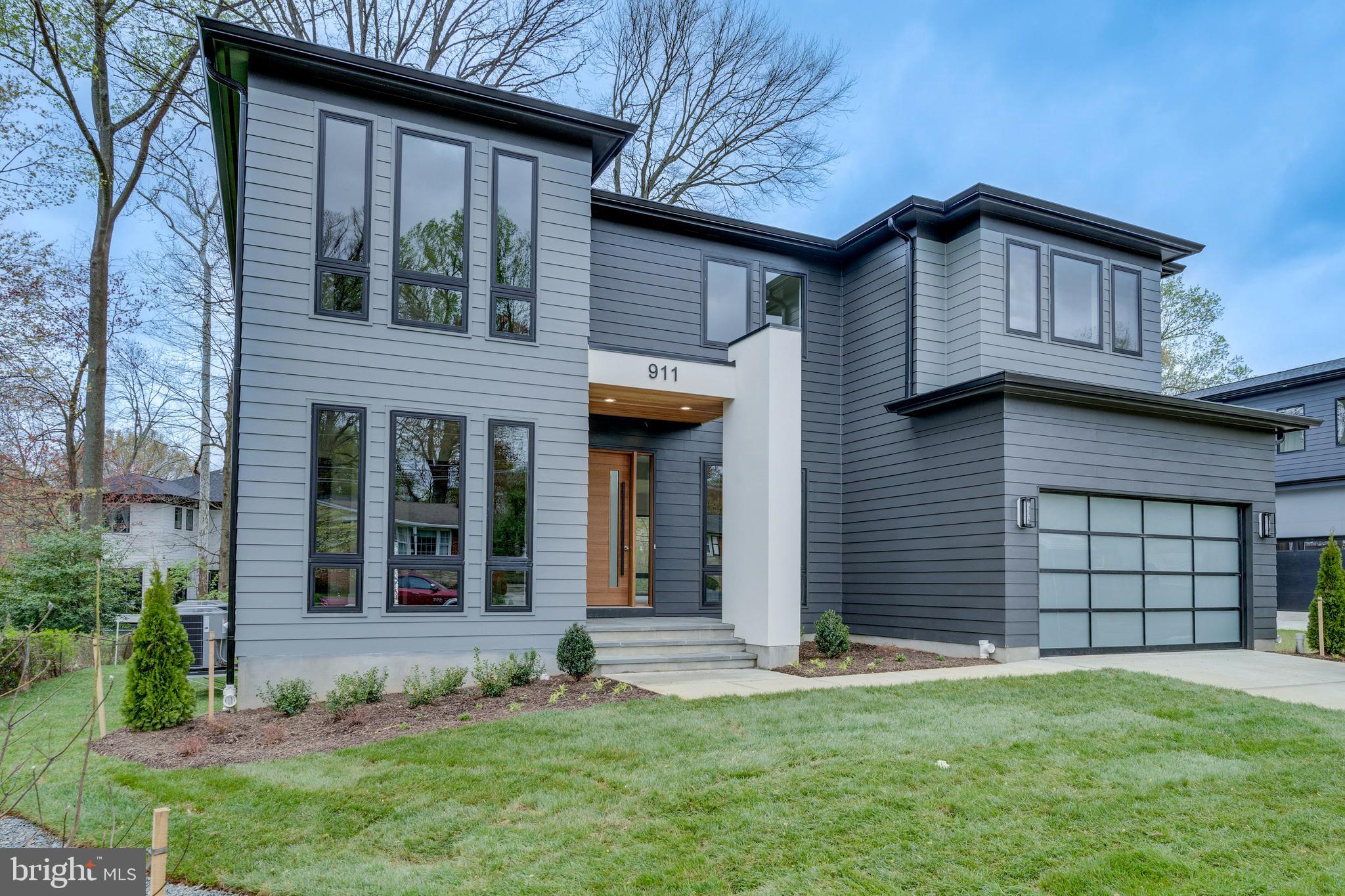 VIENNA WOODS - Residential