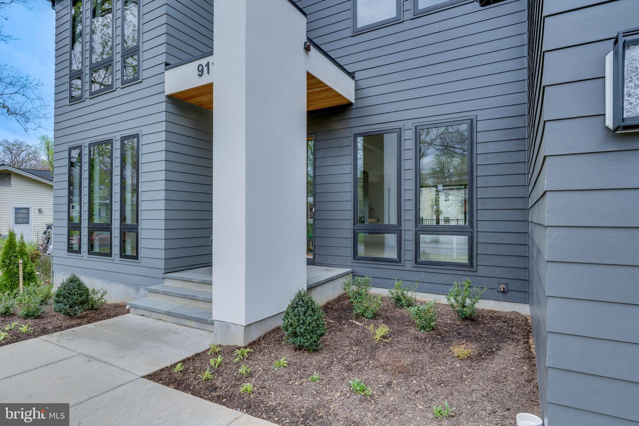 VIENNA WOODS - Residential