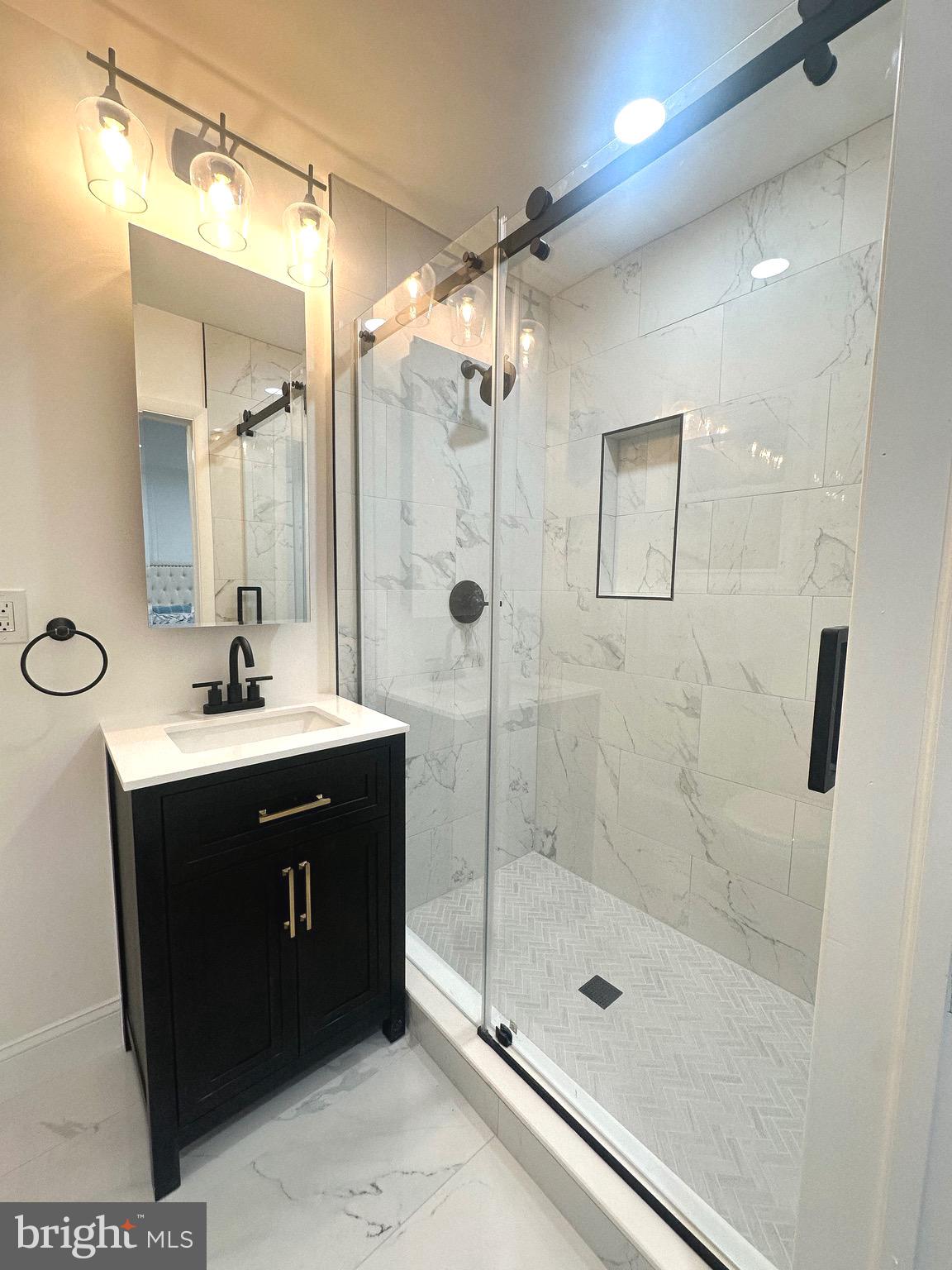 KEEPER HILL - Residential