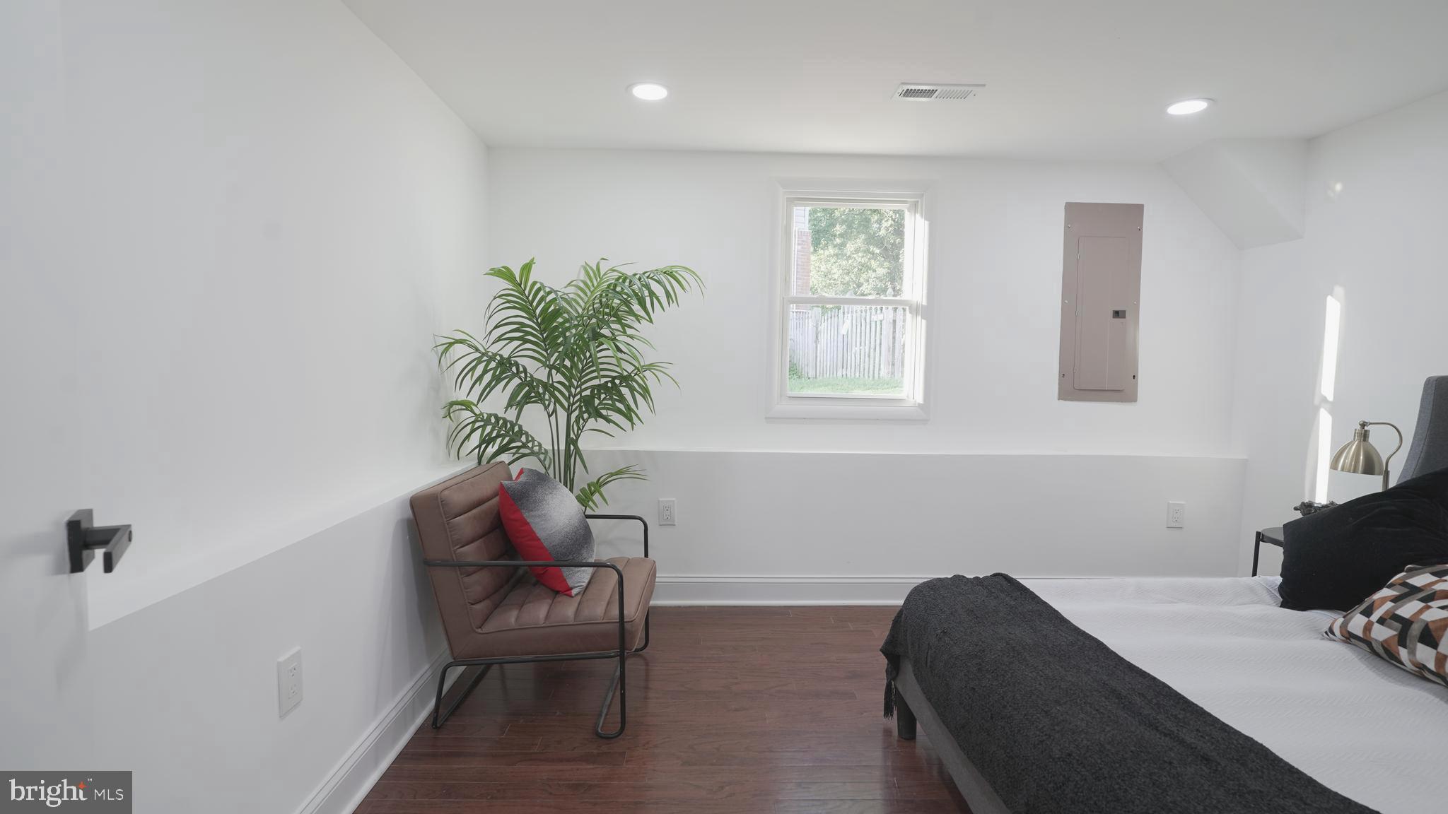 KEEPER HILL - Residential