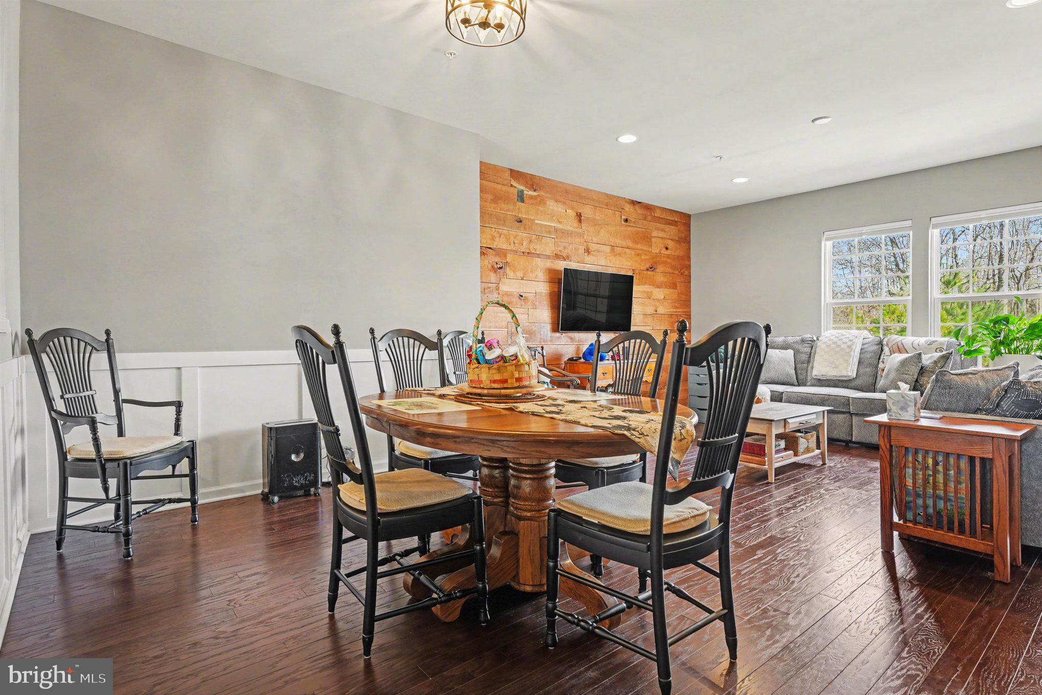 WARRINGTON POINTE - Residential