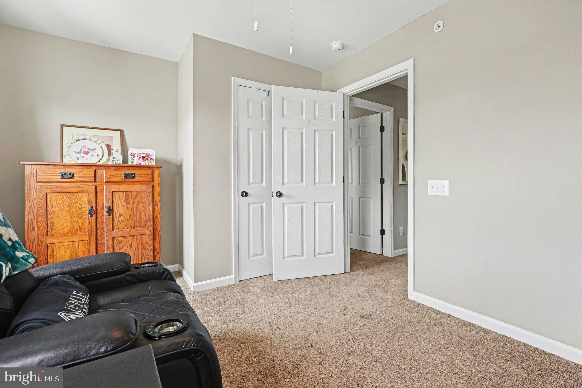 WARRINGTON POINTE - Residential