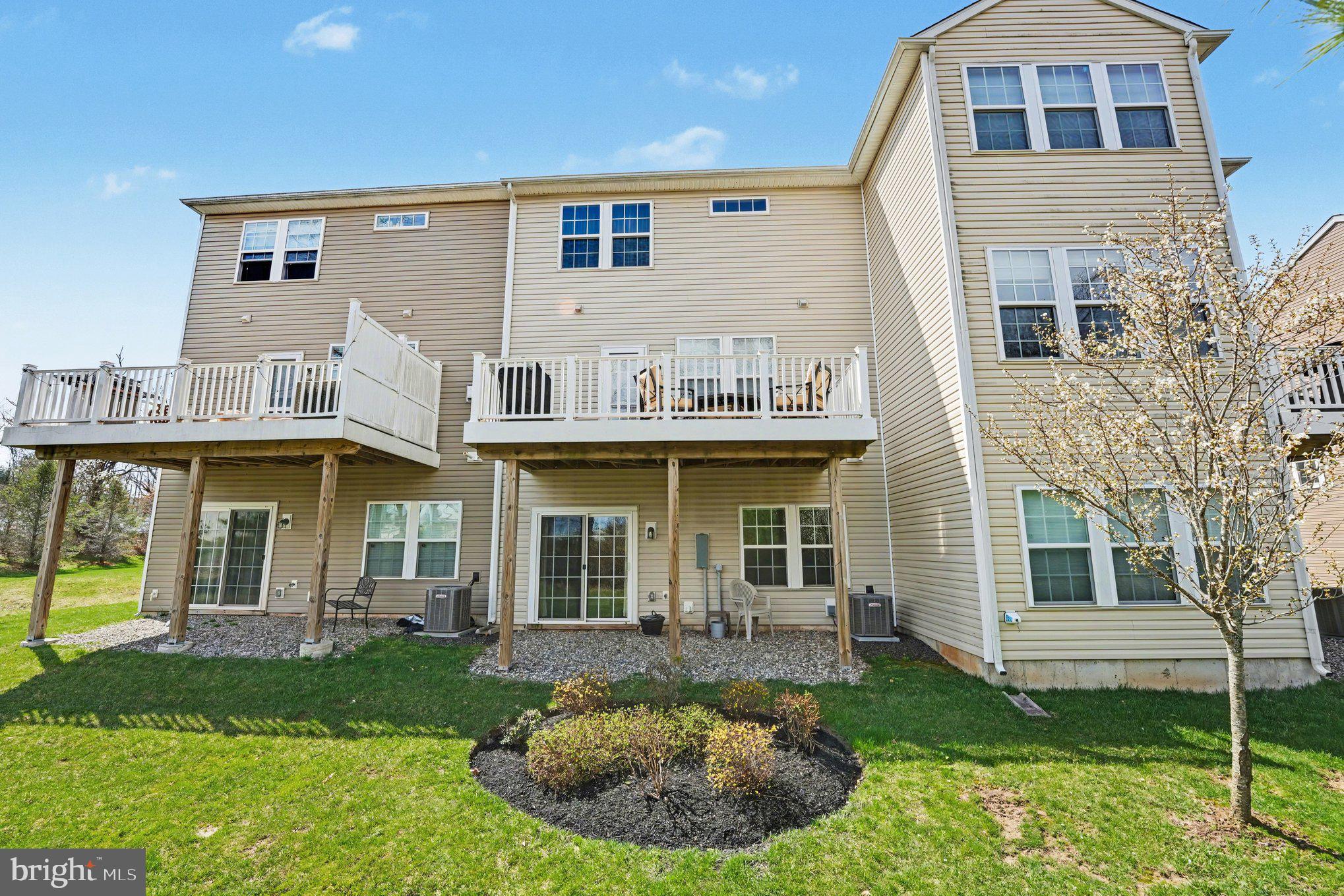 WARRINGTON POINTE - Residential