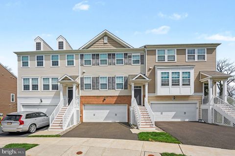 Townhouse For Sale - 1728 Beacon Lane<br/> WARRINGTON, PA 18976