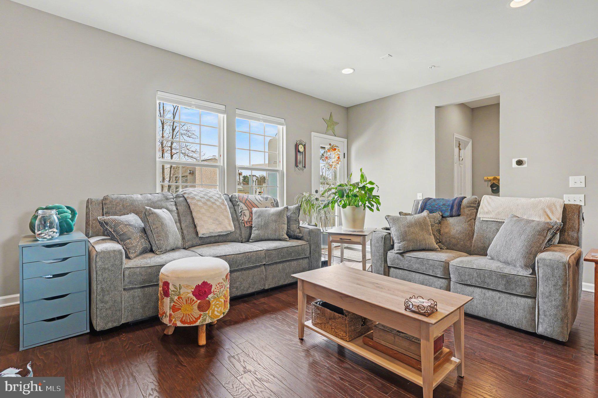 WARRINGTON POINTE - Residential