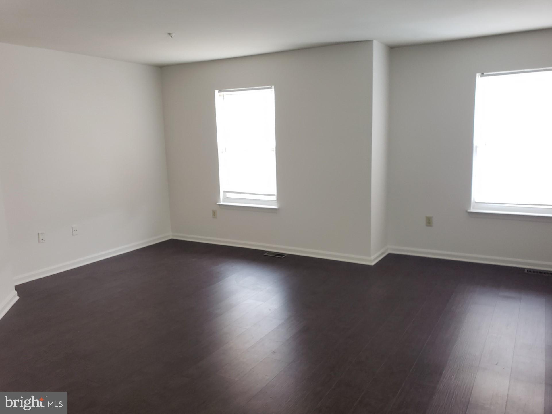 ENCLAVE AT SEVEN OAKS - Residential