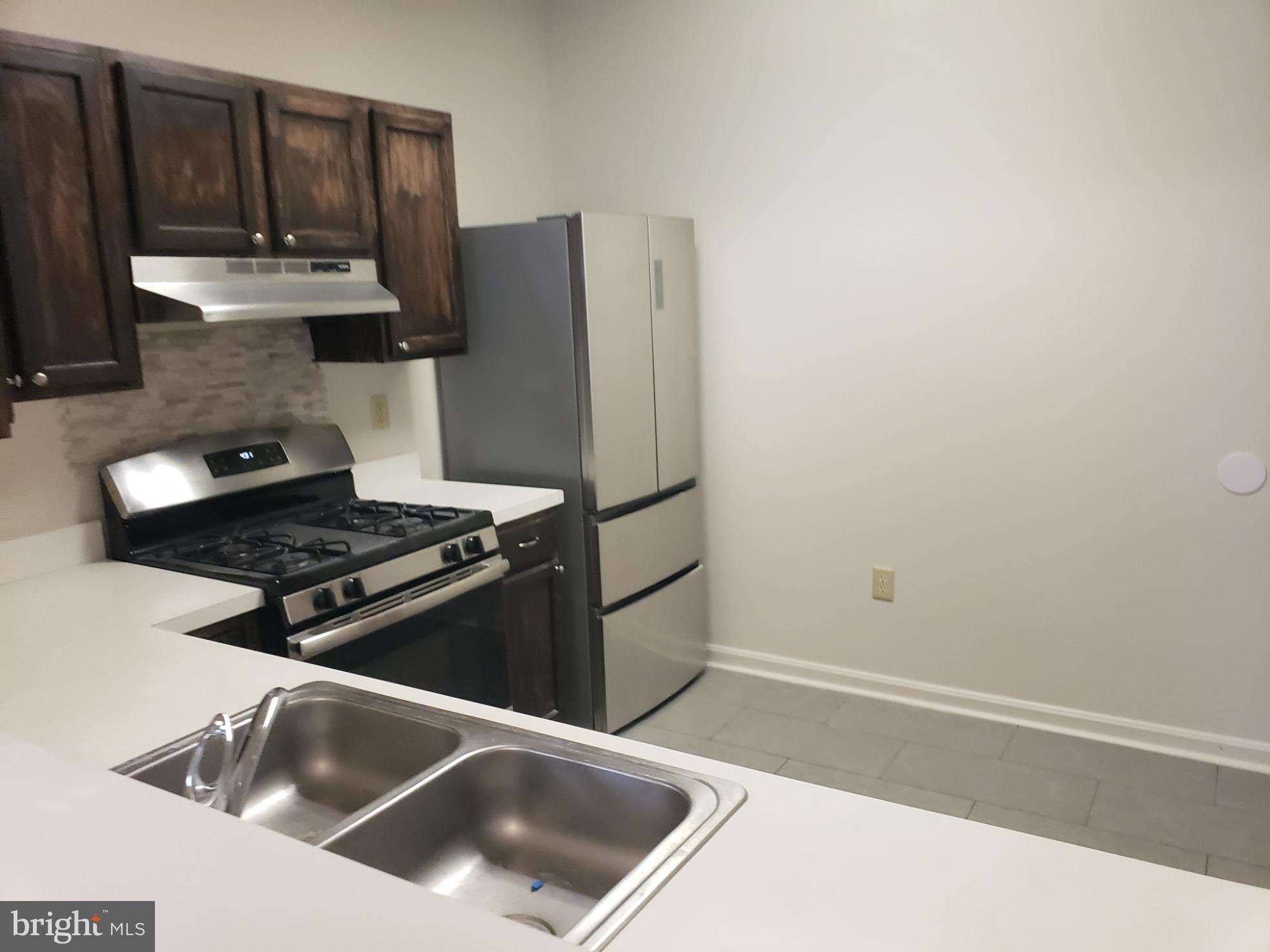 ENCLAVE AT SEVEN OAKS - Residential