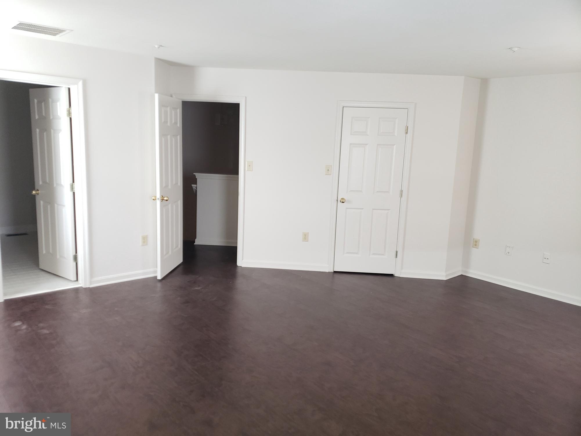 ENCLAVE AT SEVEN OAKS - Residential