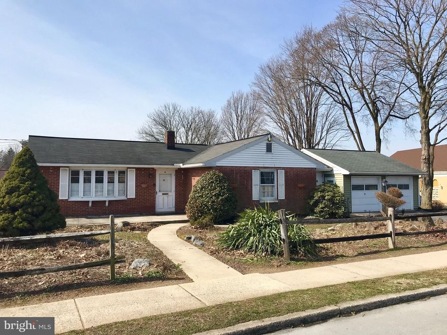 NUMEROUS POSSIBILITIES:   Live and work as In Home Business still allowed (Buyer agent to confirm).  Previously used as a Hair Salon.  Equipment available and included.  OR....Use as a 3 Bedroom home, with one Bedroom enjoying a separate entrance.  Nice hardwoods,  Convenient location,  lovely landscaping, paperwork for roof warranty available,  2 car garage with extra parking places.
