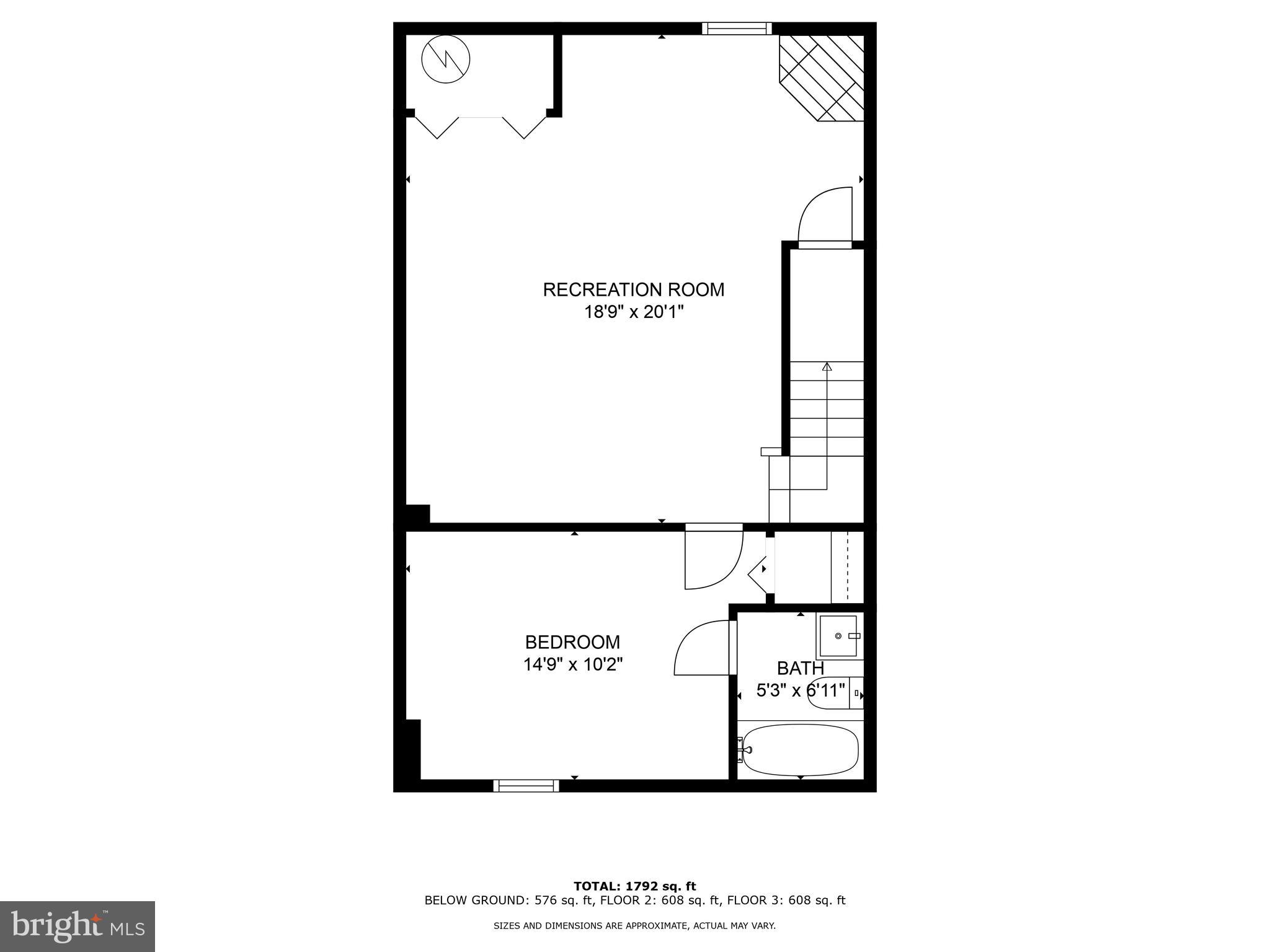 SARATOGA TOWNHOUSES - Residential