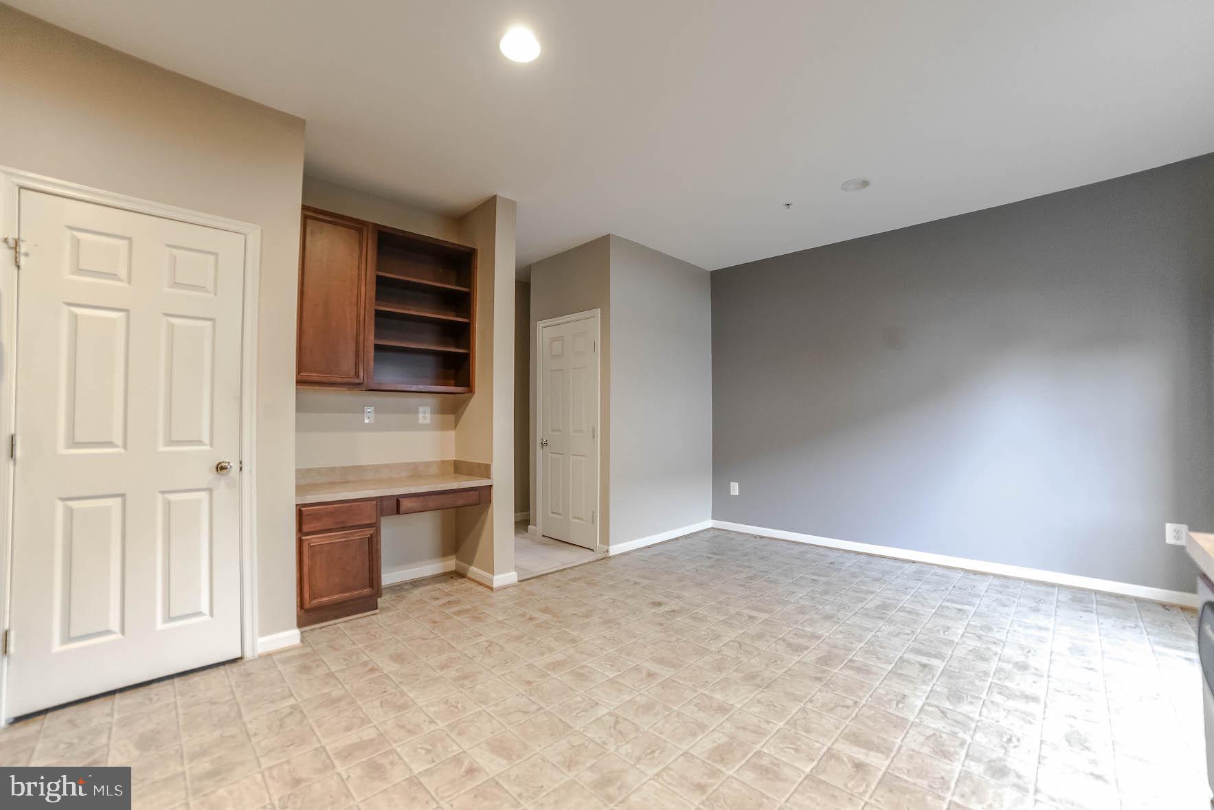 BEVERLY HILLS - Residential