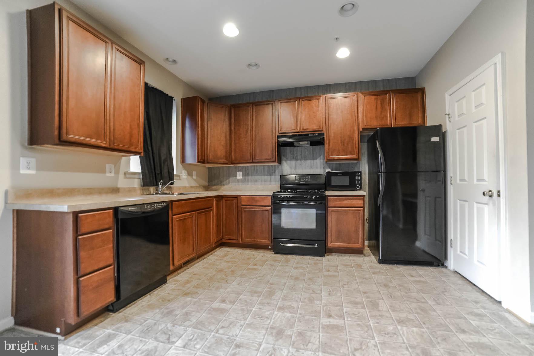 BEVERLY HILLS - Residential