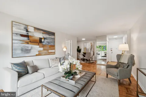 MLS: DCDC2202306