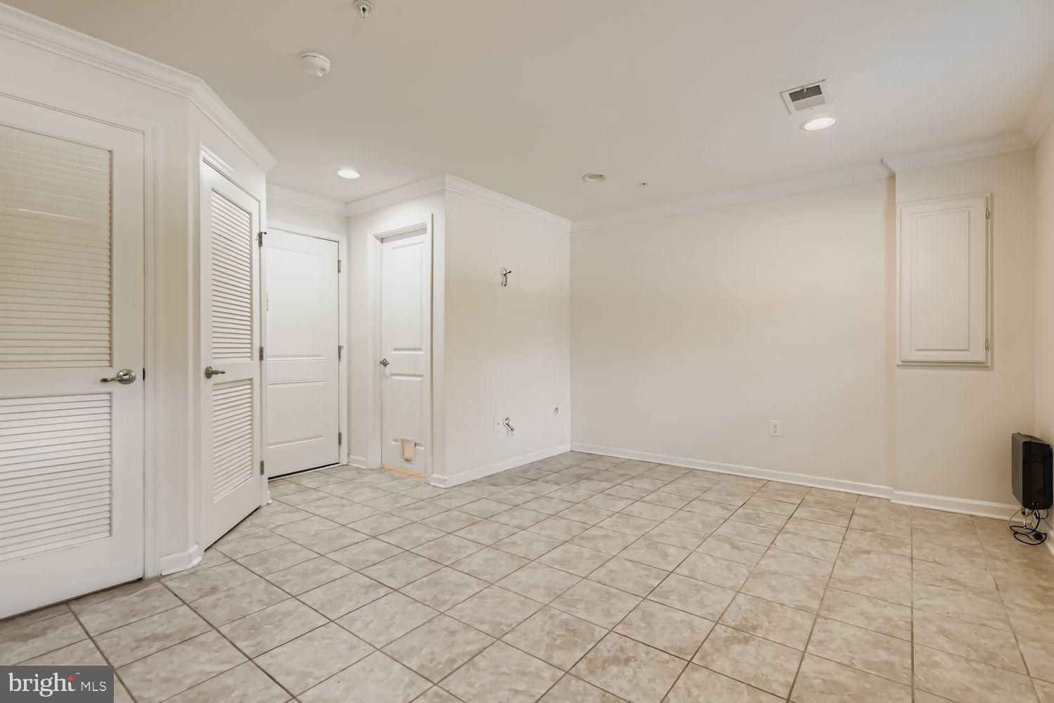 PRESERVE AT WINDLASS RUN - Residential Lease