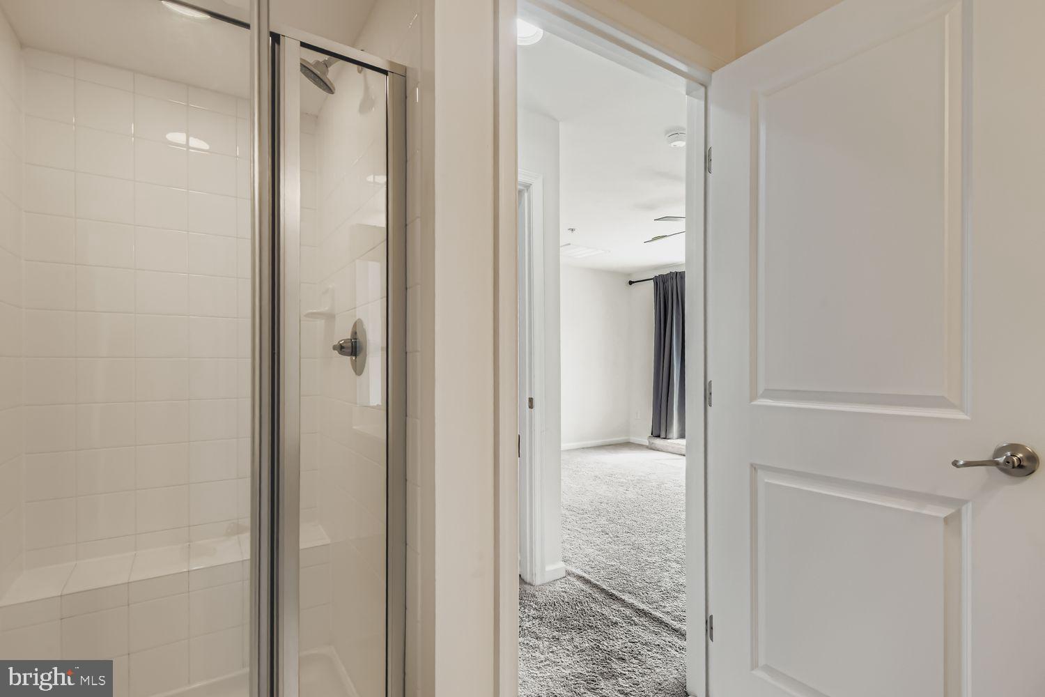 PRESERVE AT WINDLASS RUN - Residential Lease