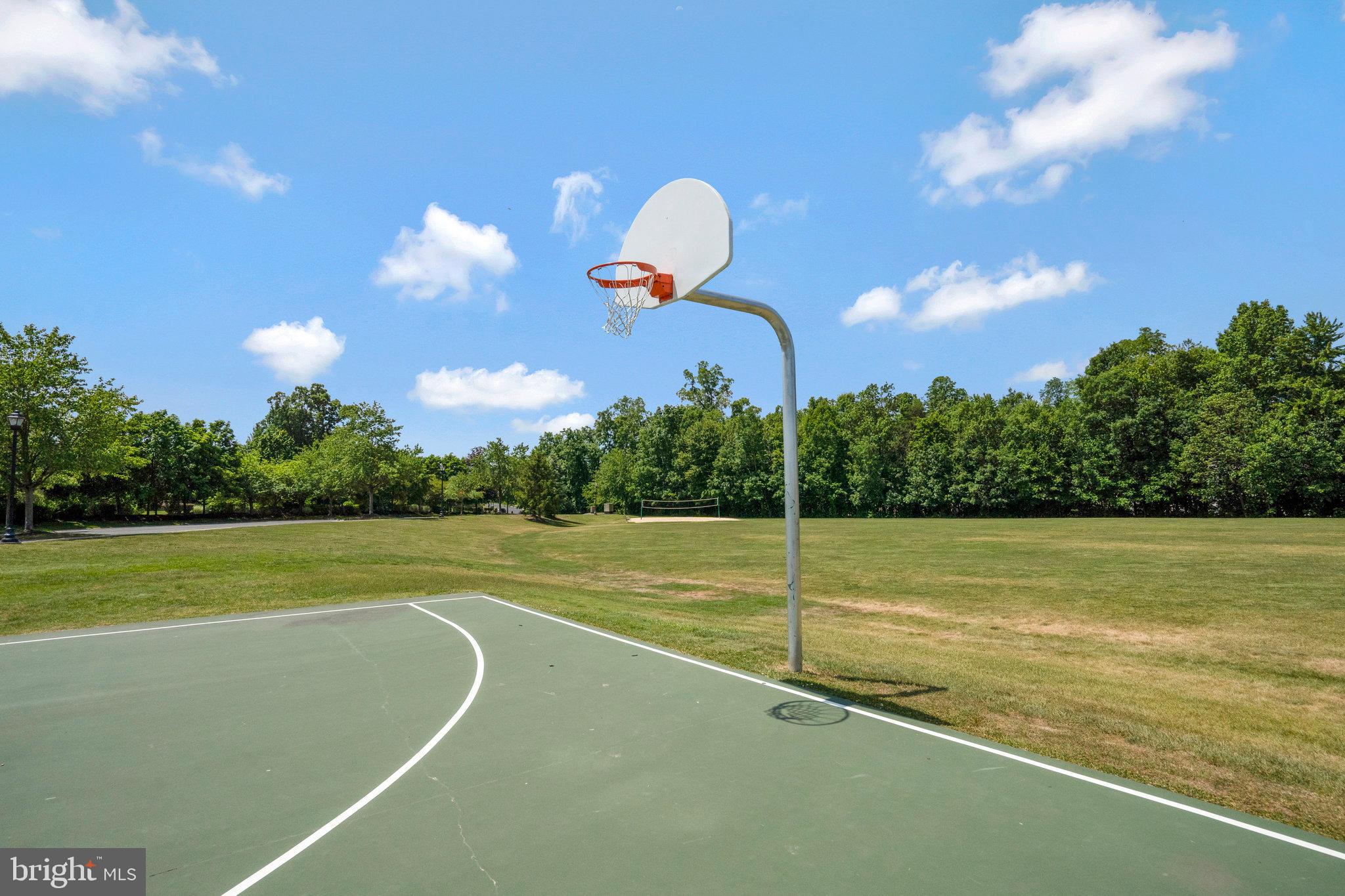 BELMONT COUNTRY CLUB - Residential Lease