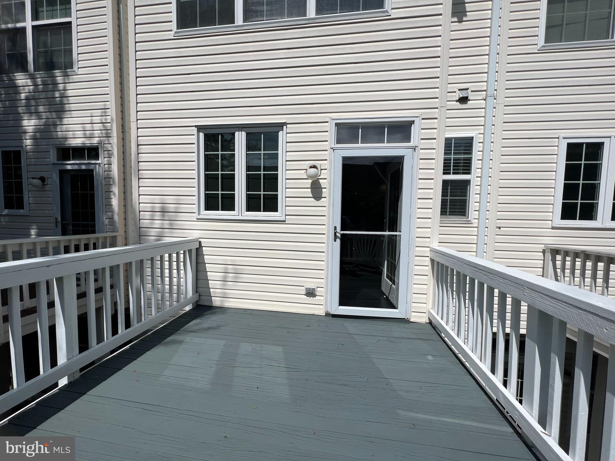 BELMONT COUNTRY CLUB - Residential Lease