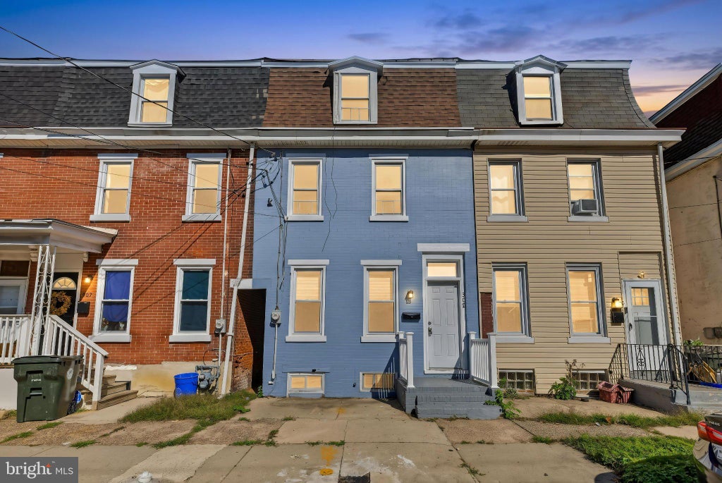 Photo of 309 Jones Avenue, BURLINGTON, NJ 08016 (MLS # NJBL2122214)