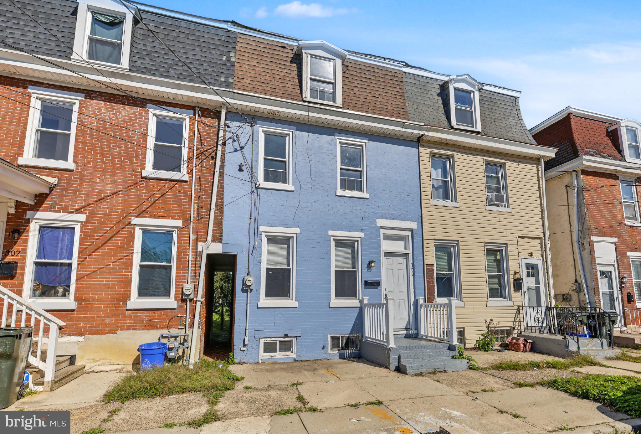 309 JONES AVENUE