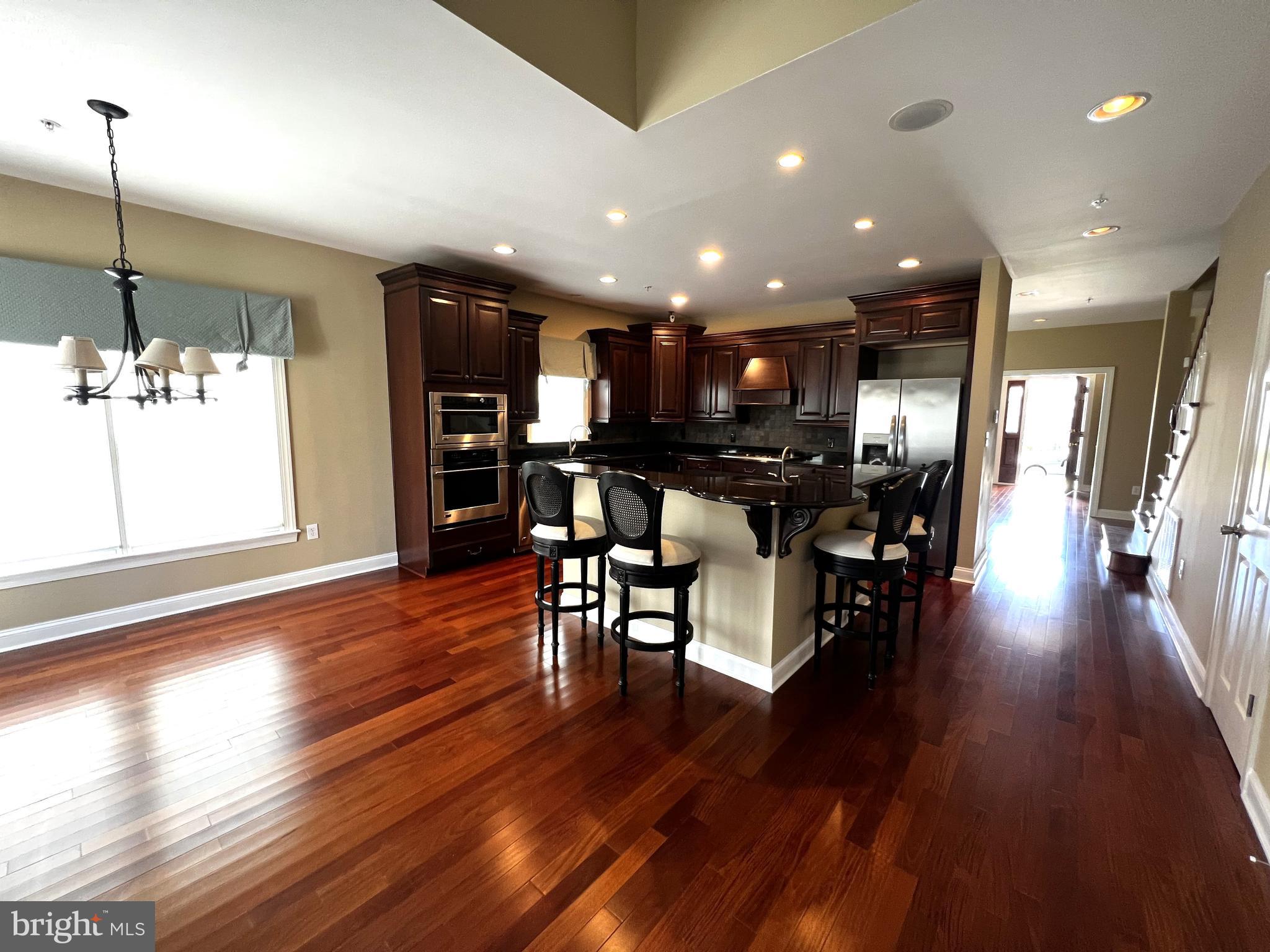 ROWENS MILL - Residential