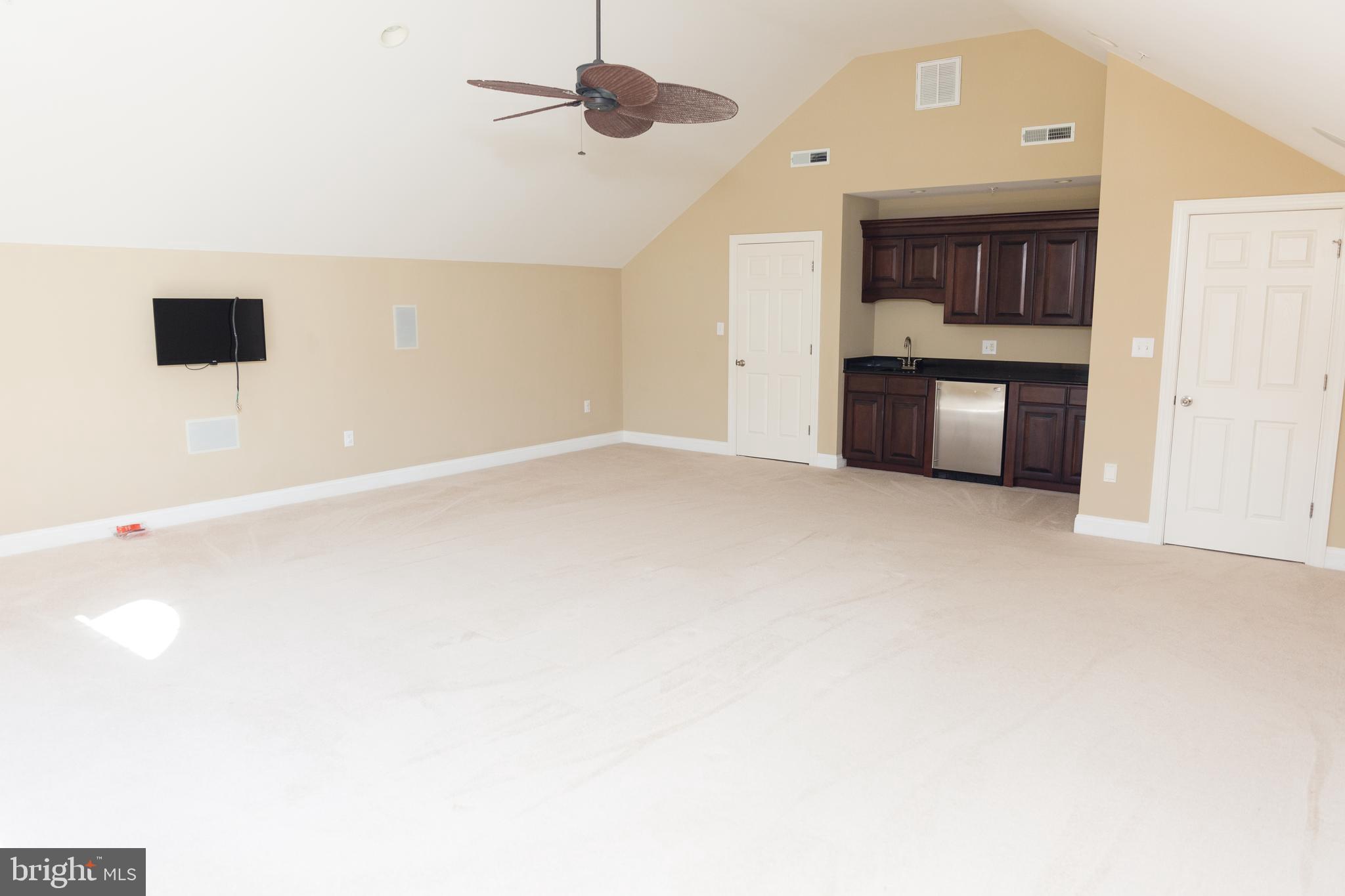 ROWENS MILL - Residential