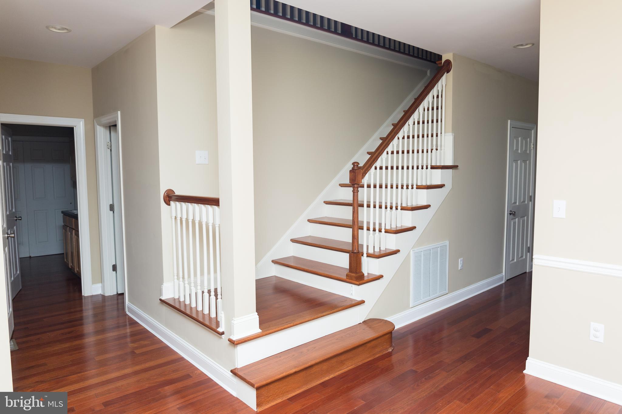 ROWENS MILL - Residential