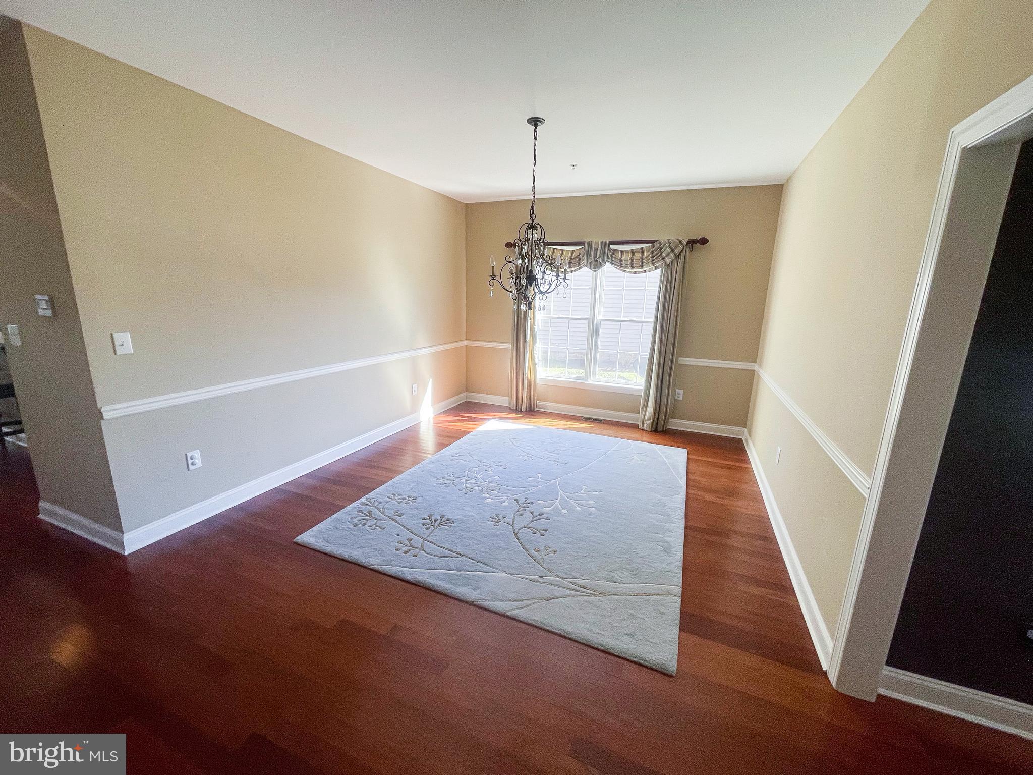 ROWENS MILL - Residential