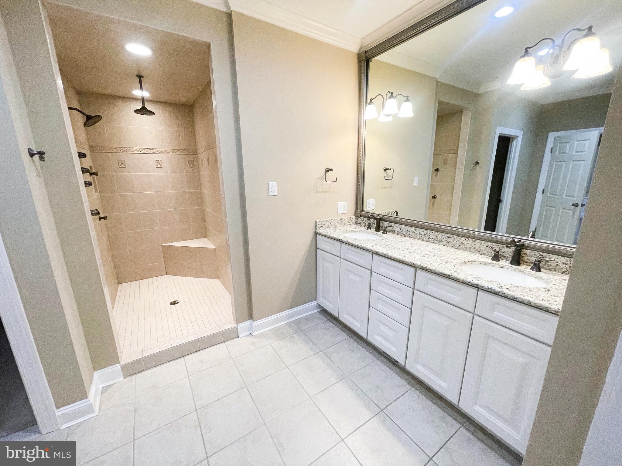 ROWENS MILL - Residential