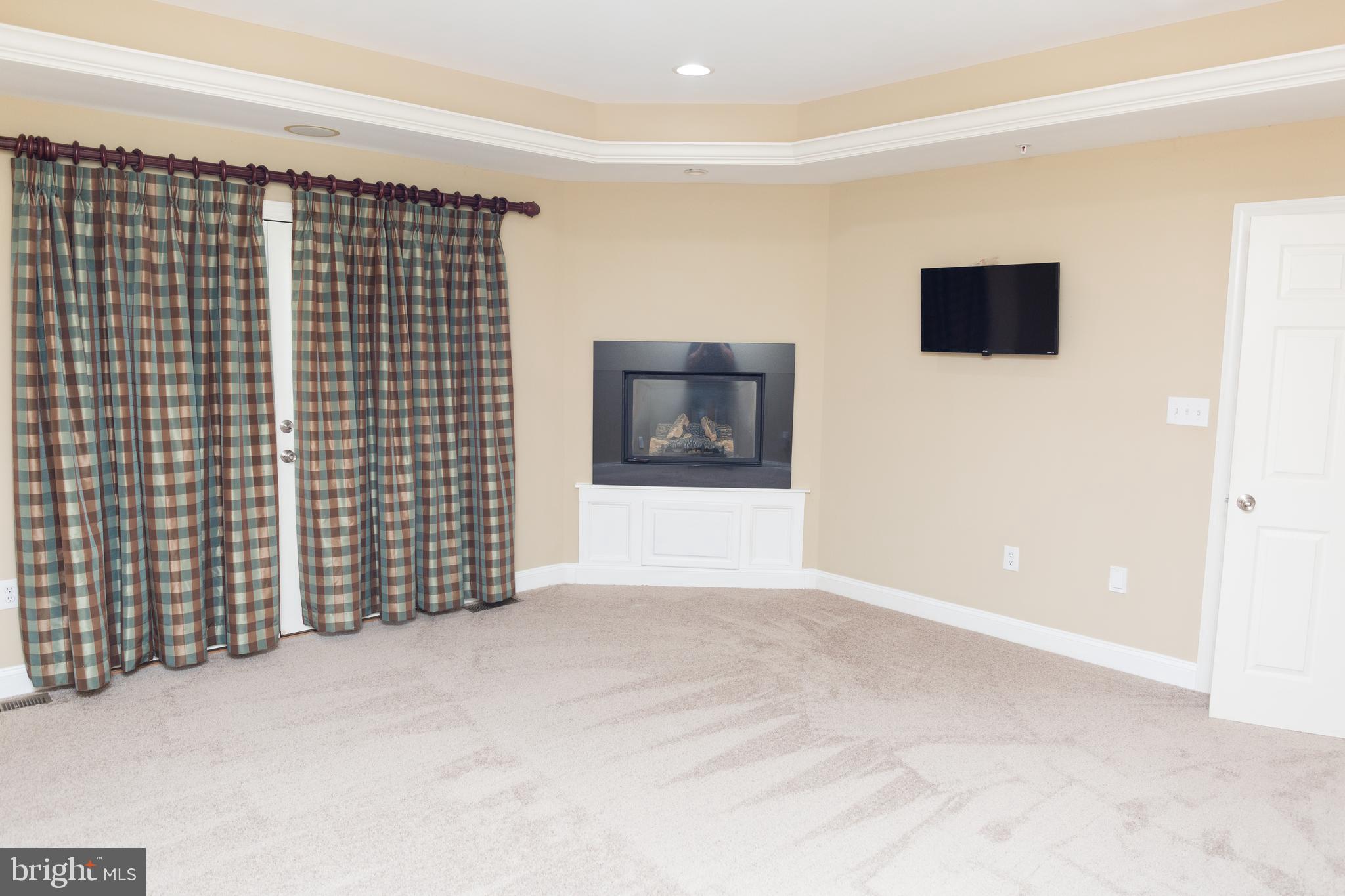 ROWENS MILL - Residential