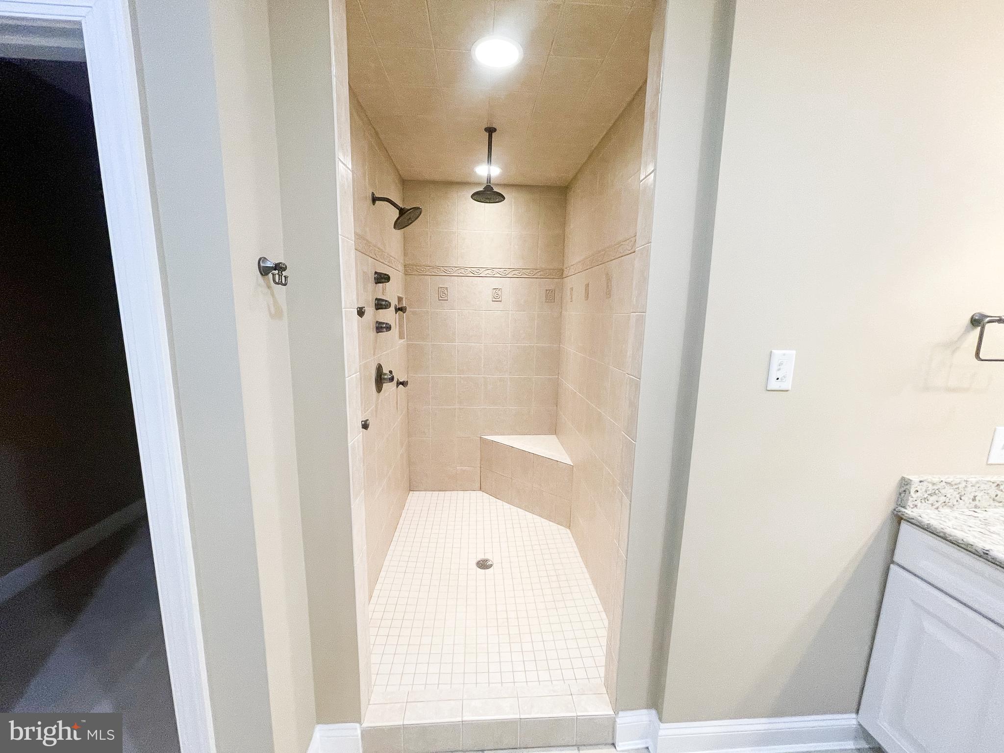 ROWENS MILL - Residential