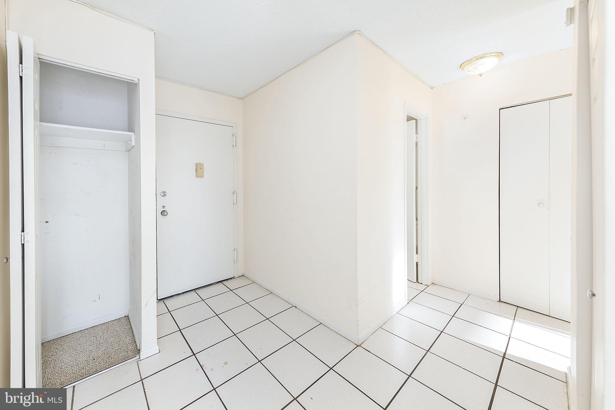 WATERGATE AT LANDMARK - Residential