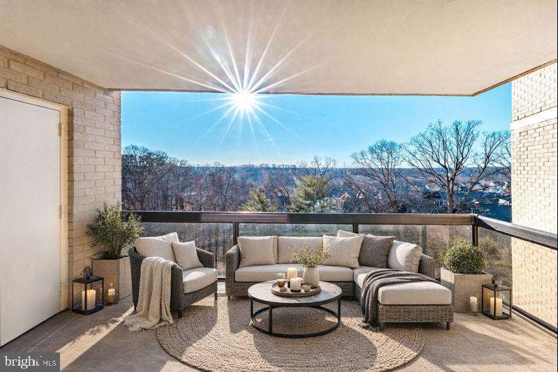 WATERGATE AT LANDMARK - Residential