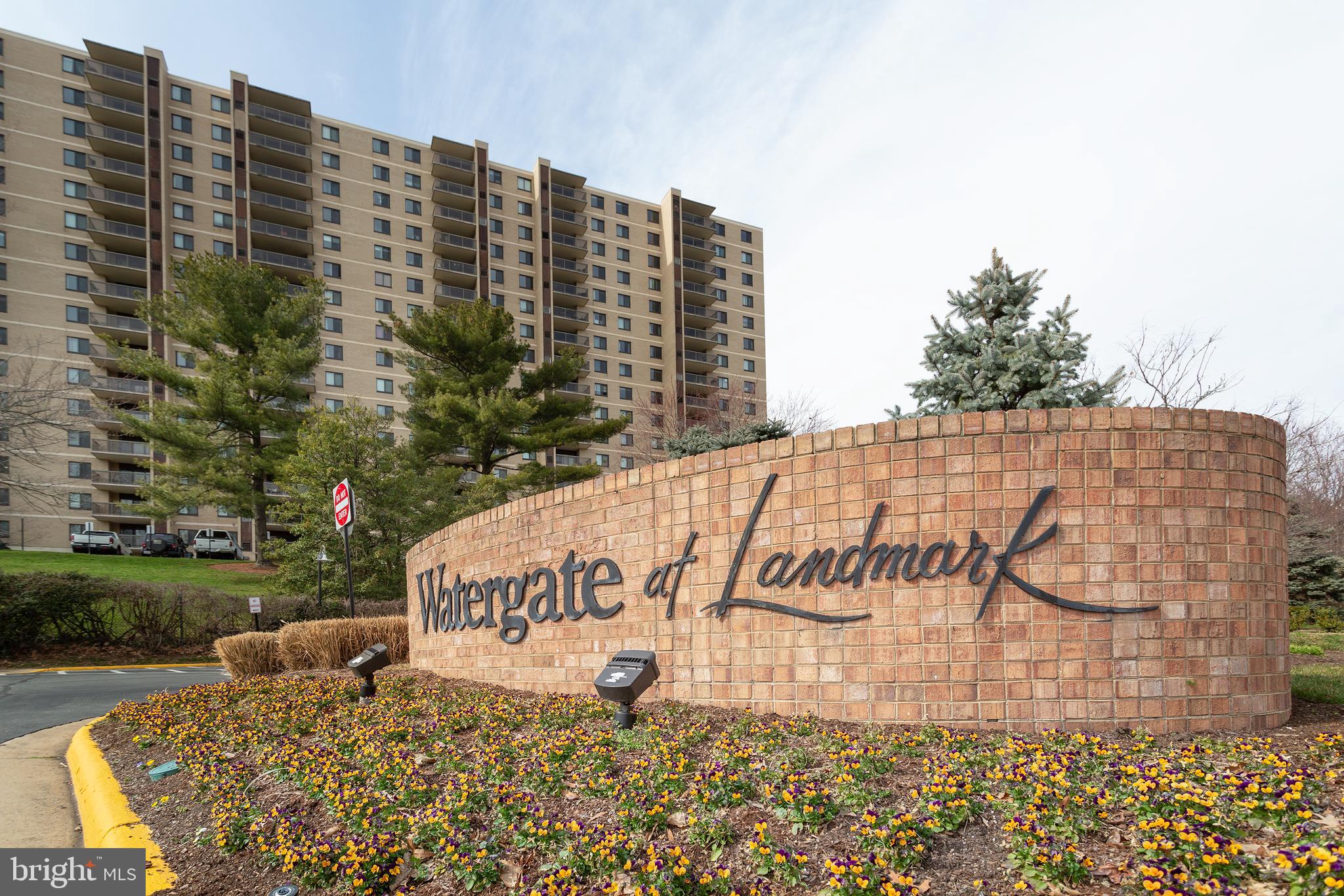 WATERGATE AT LANDMARK - Residential