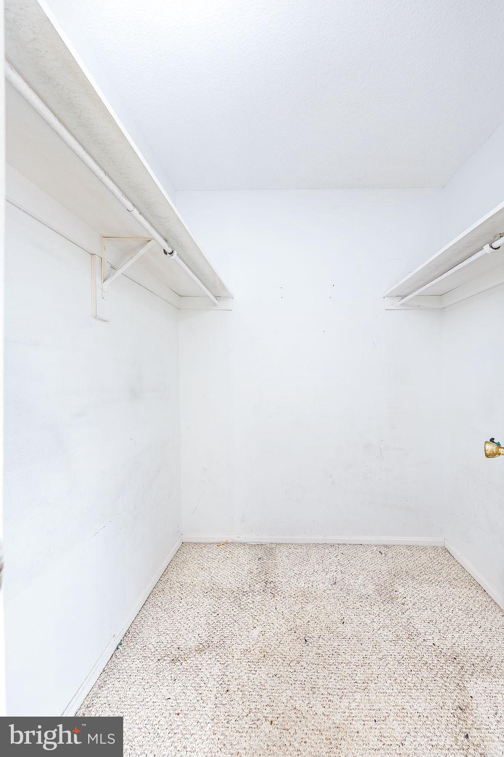 WATERGATE AT LANDMARK - Residential