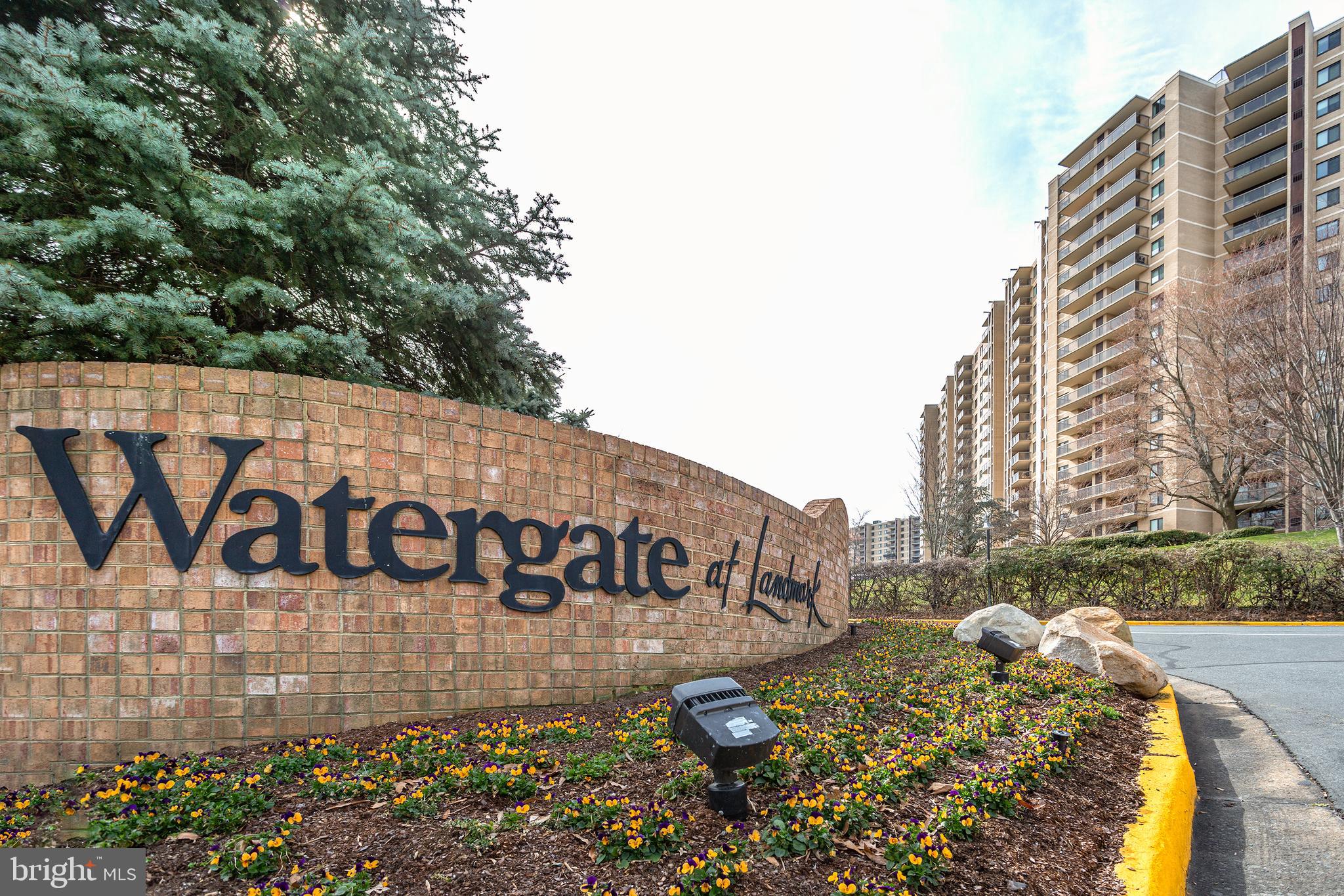 WATERGATE AT LANDMARK - Residential
