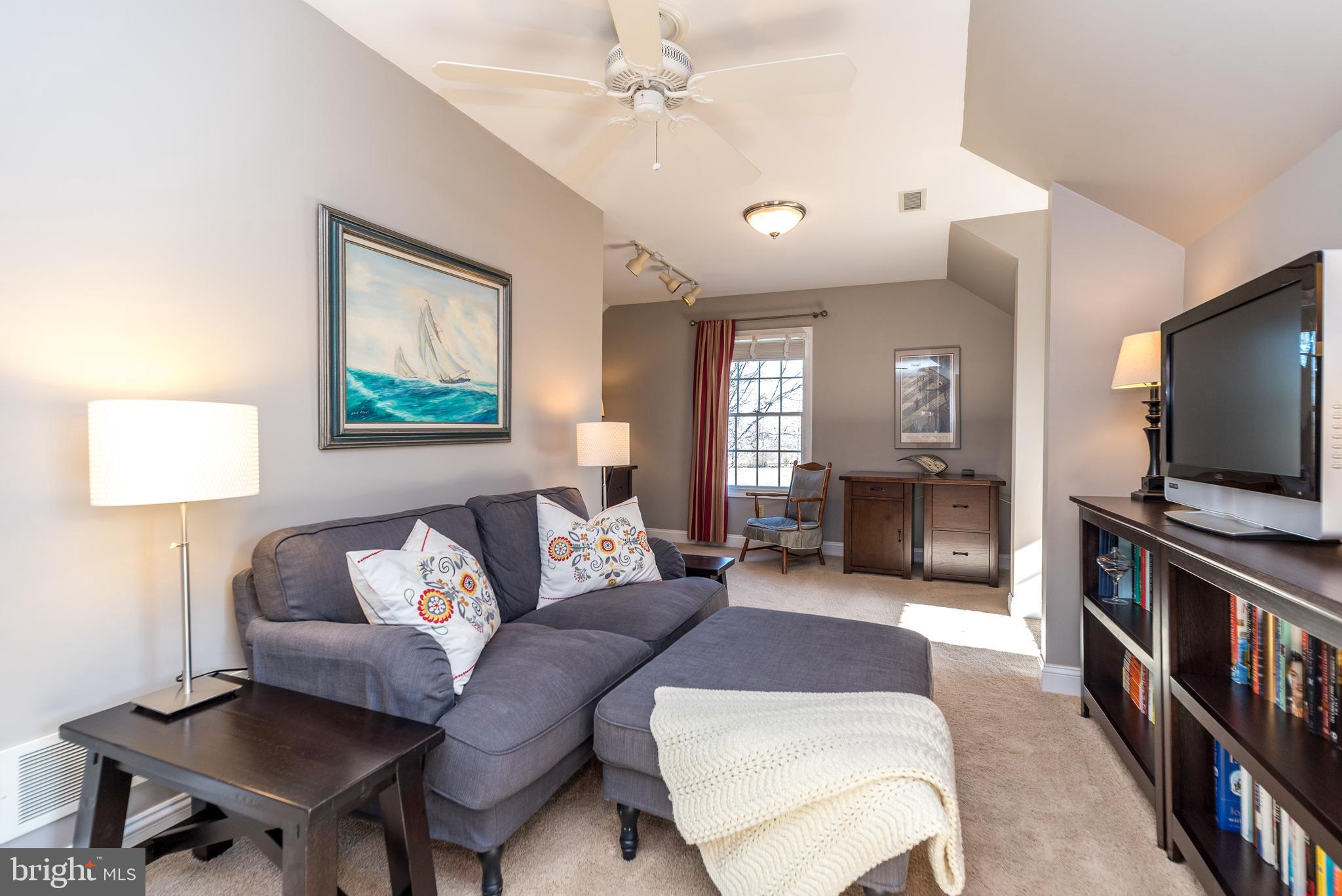 TAMARACK FARM - Residential