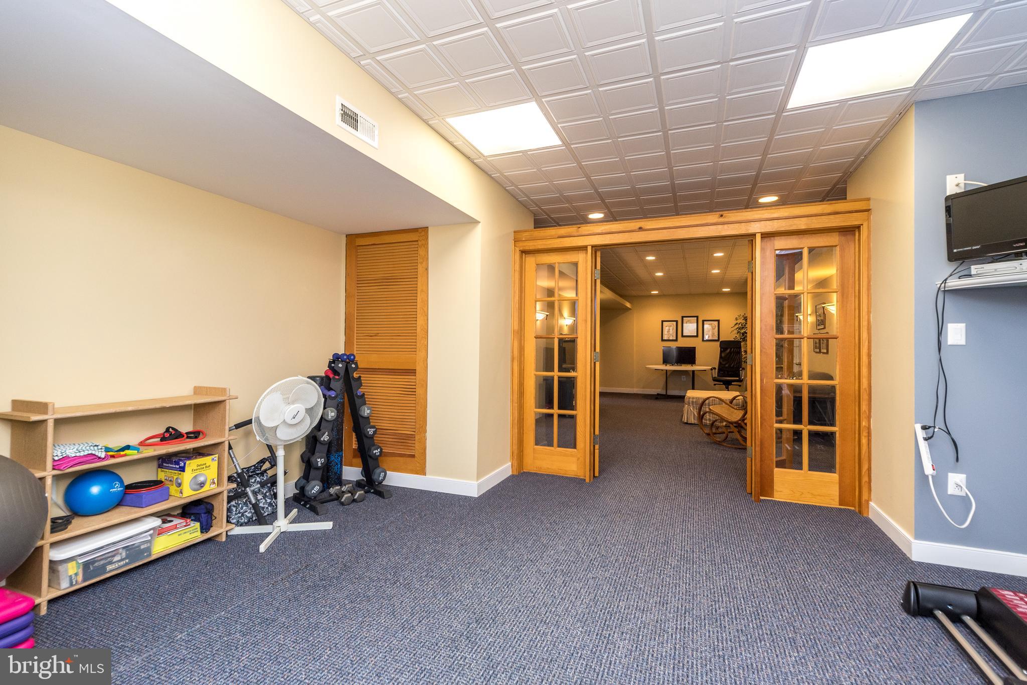 TAMARACK FARM - Residential