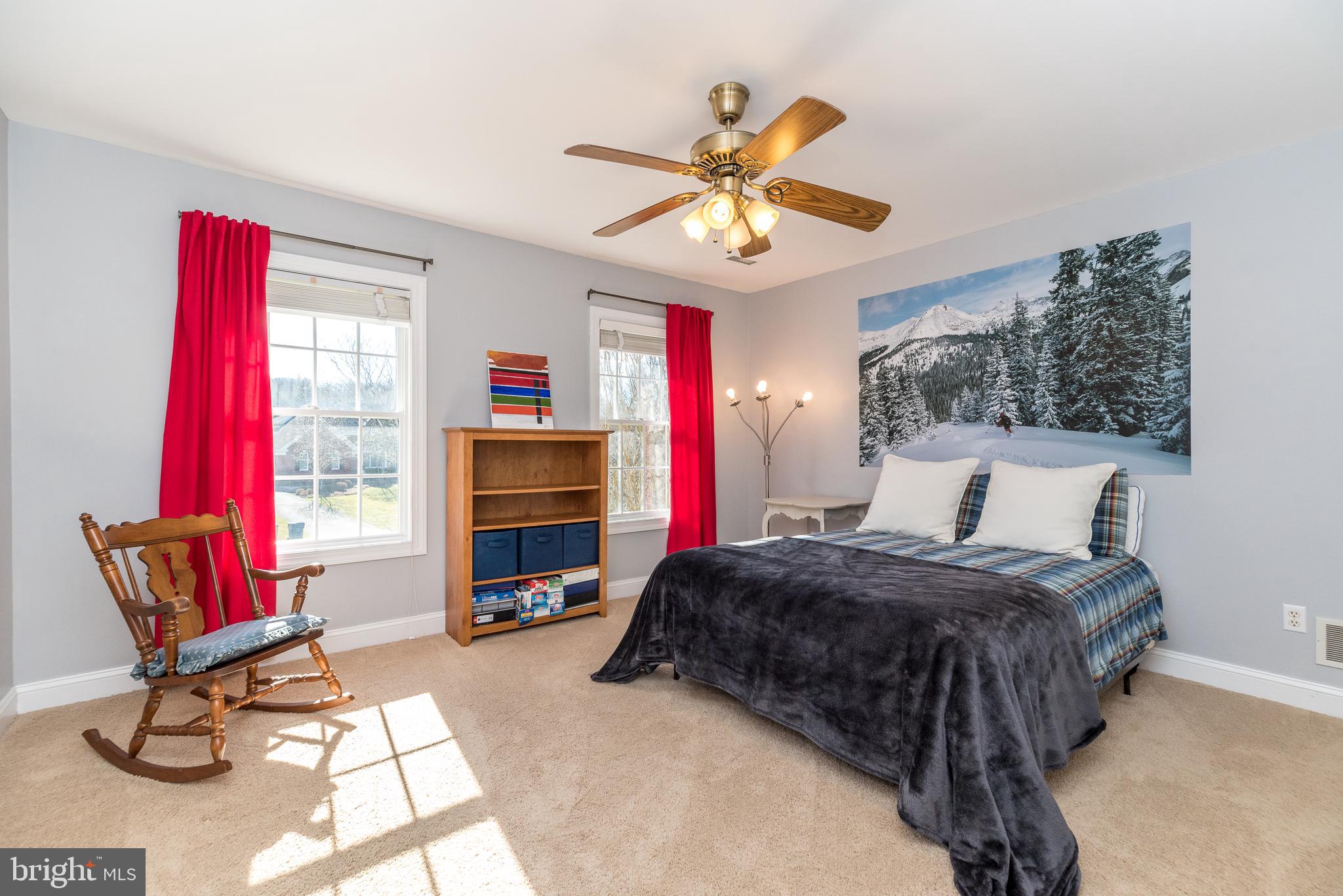 TAMARACK FARM - Residential