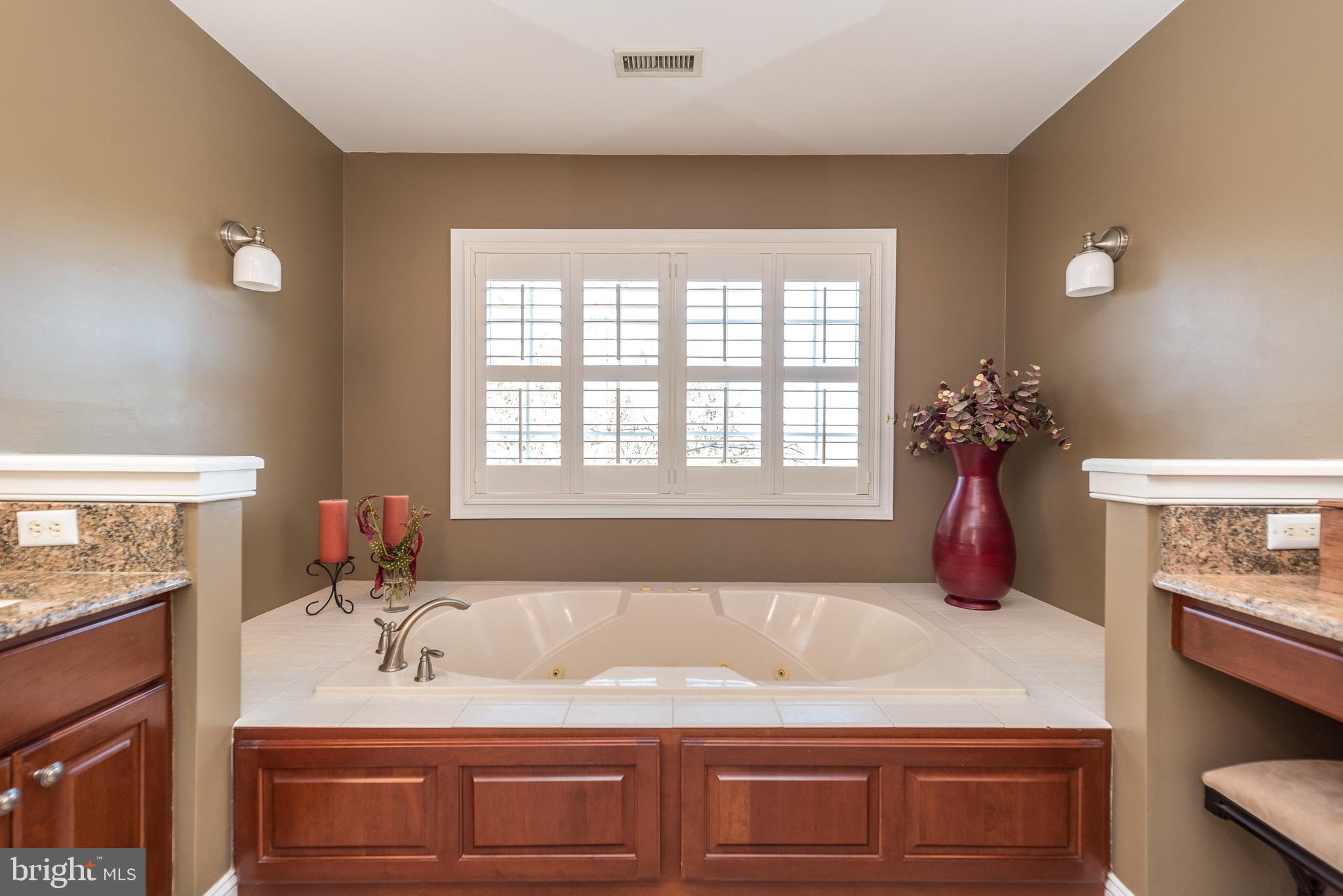 TAMARACK FARM - Residential