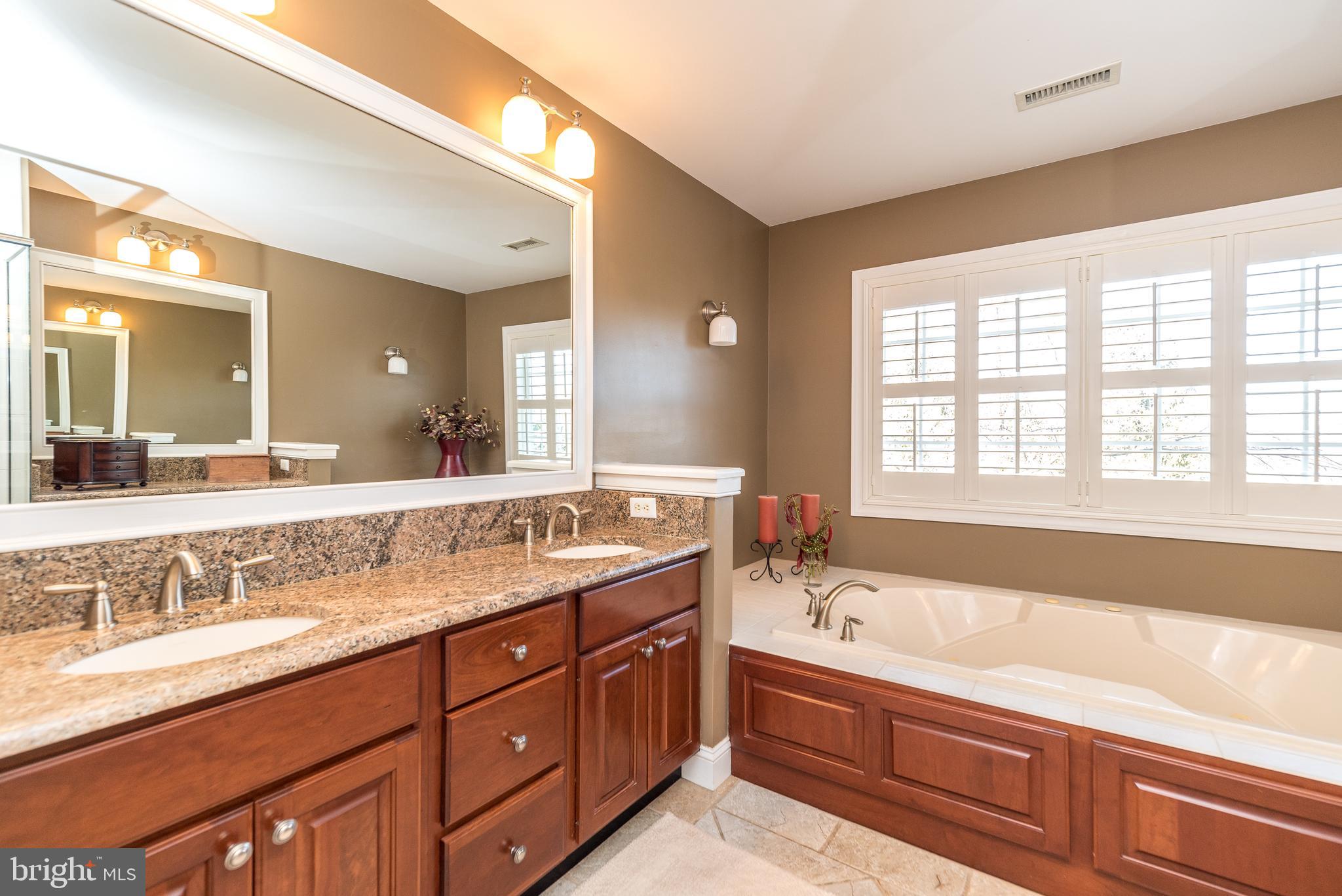 TAMARACK FARM - Residential