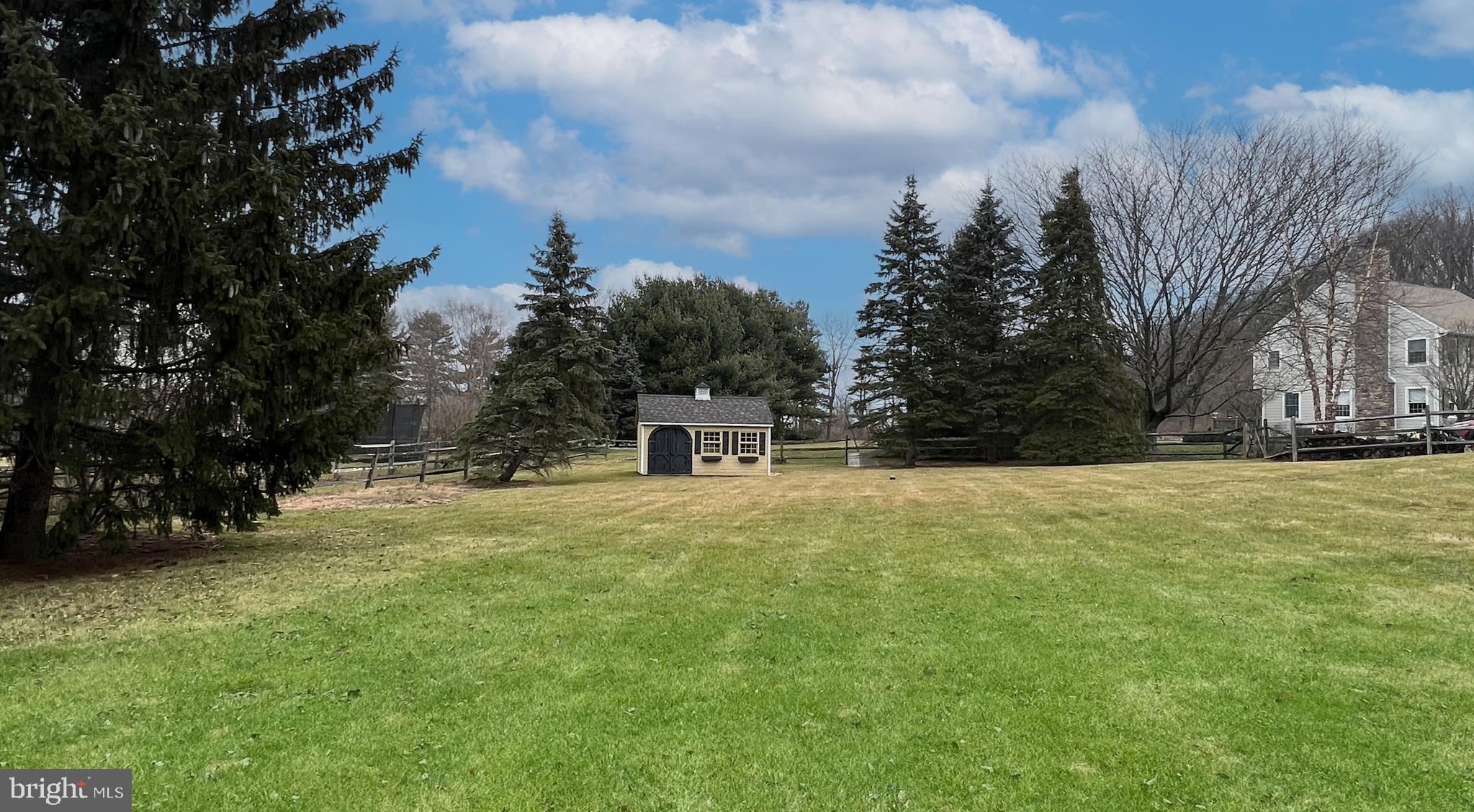 TAMARACK FARM - Residential