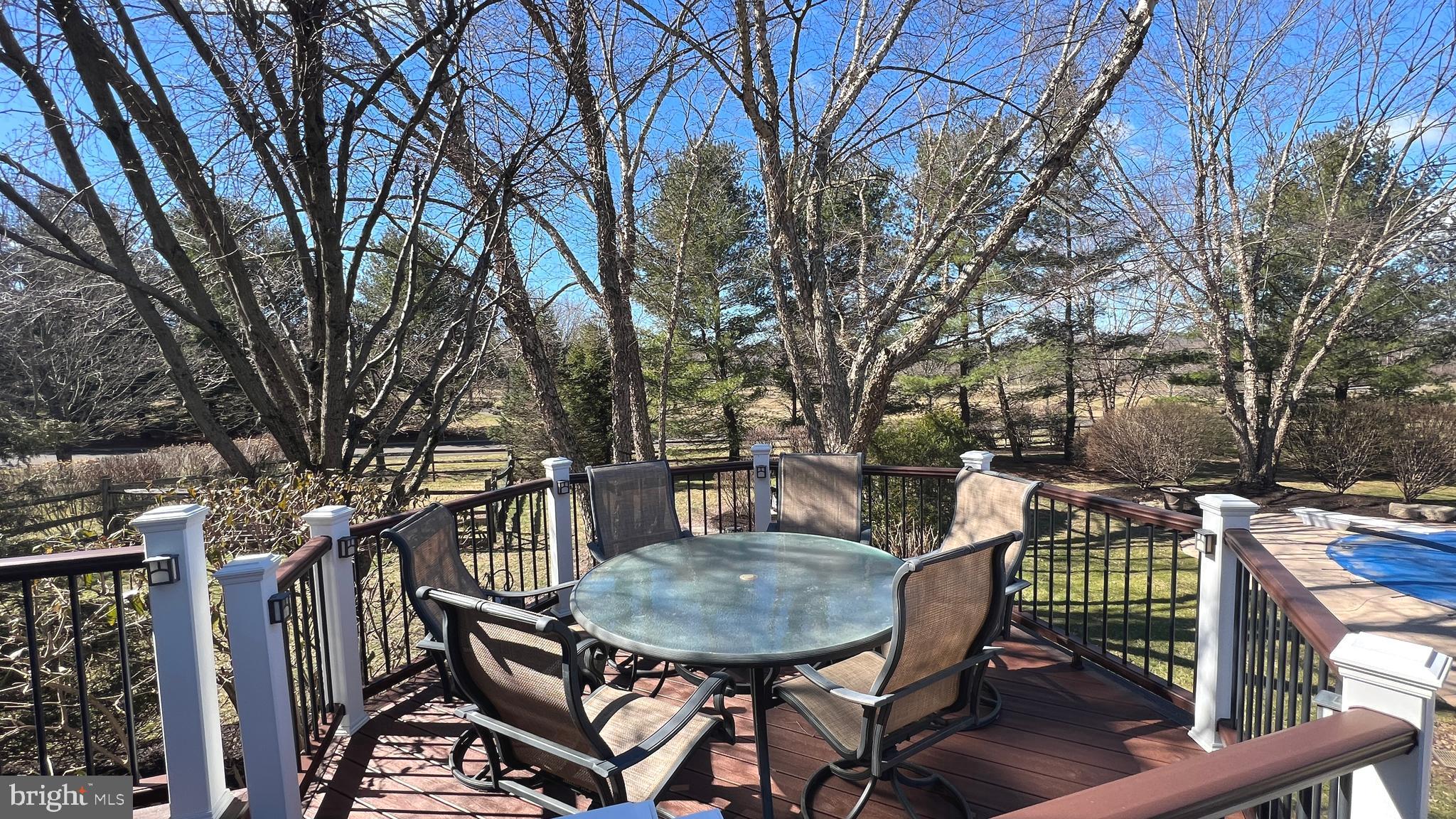 TAMARACK FARM - Residential