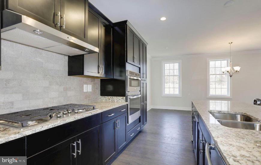 THE ENCLAVE AT ARUNDEL PRESERVE - Residential Lease