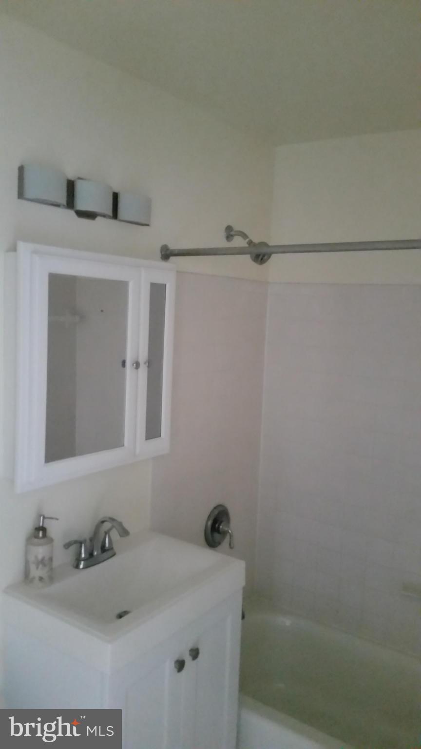 WOODMONT SPRINGS - Residential Lease