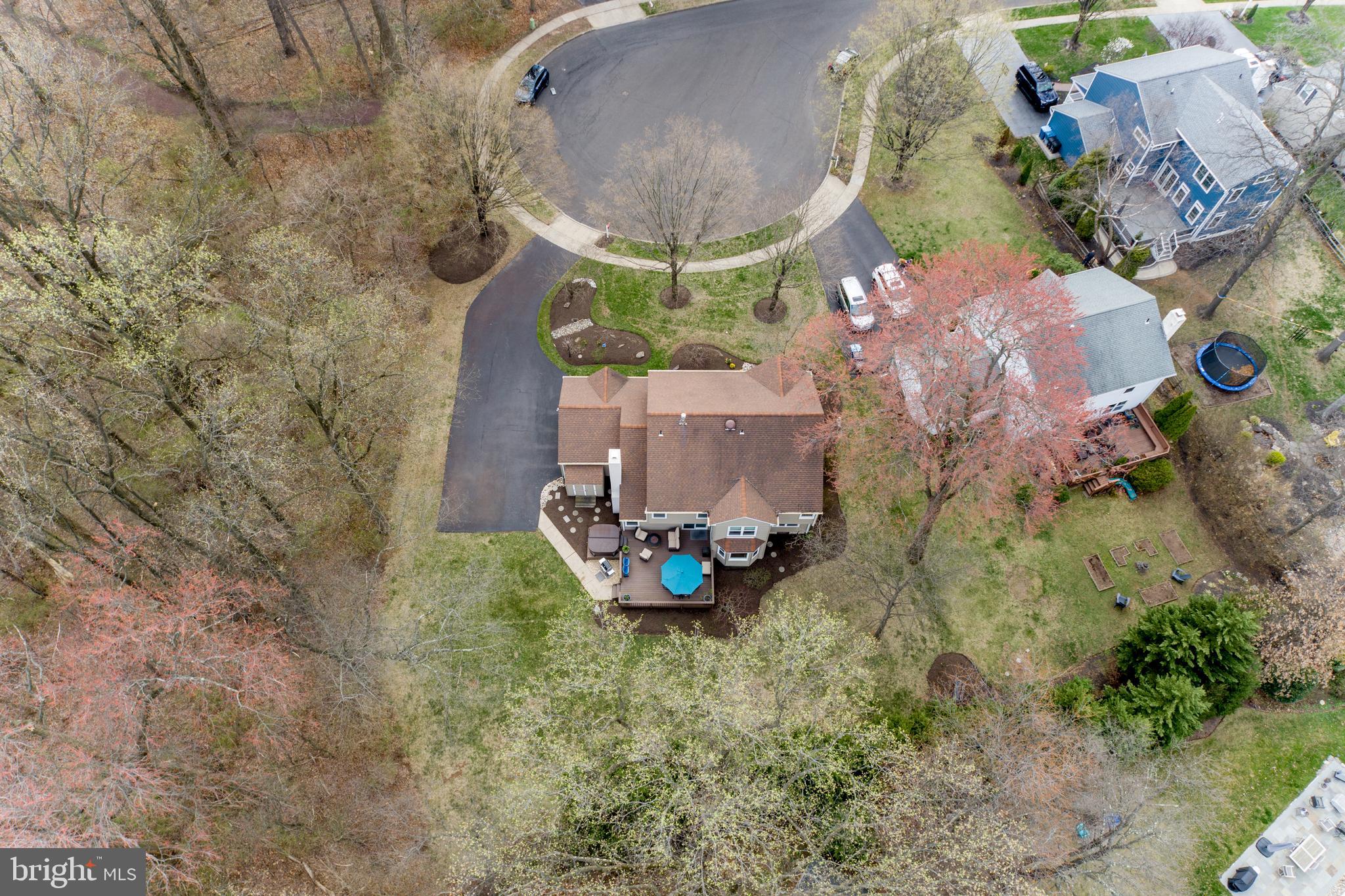 111 HAMPTON CIRCLE