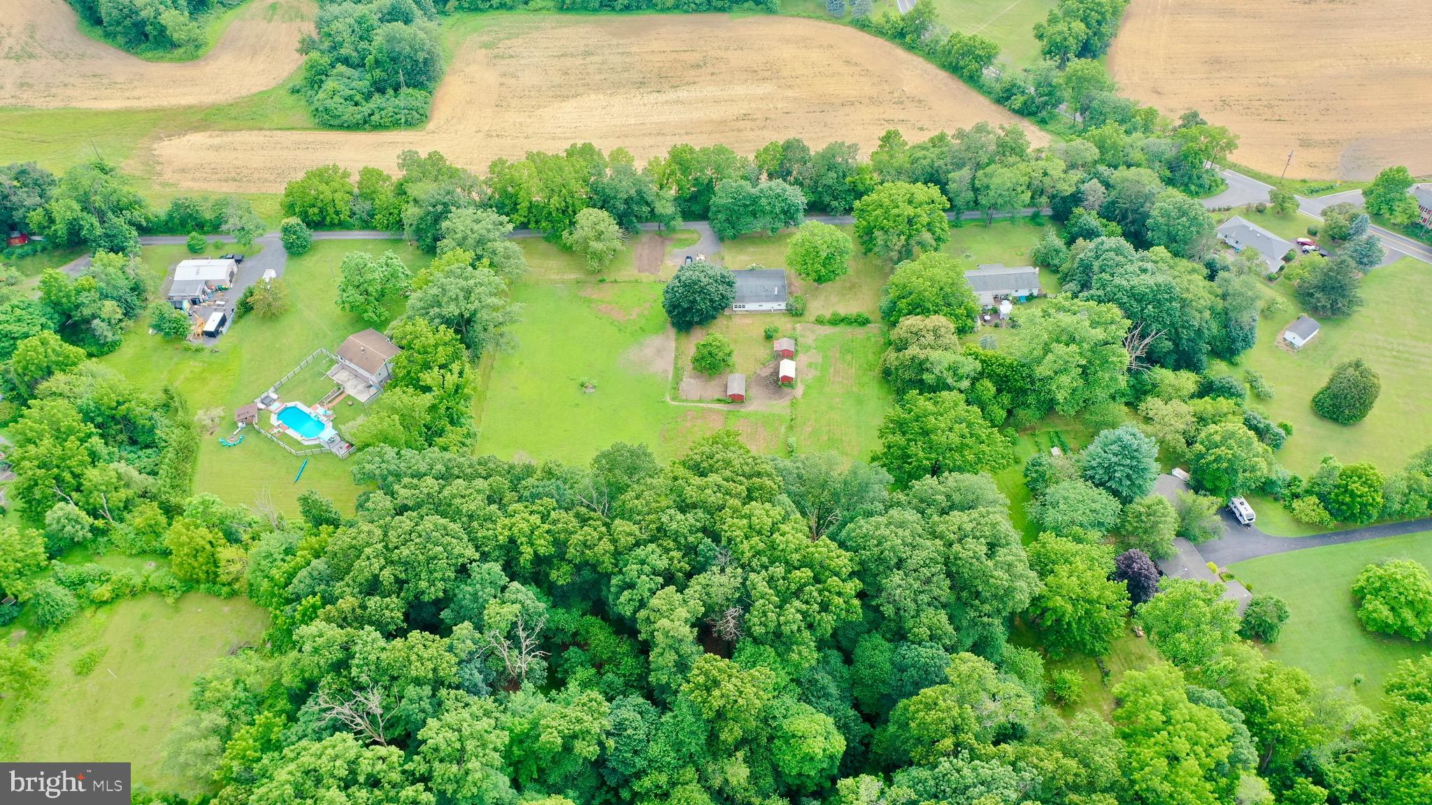 3351 MATHEWS LANE