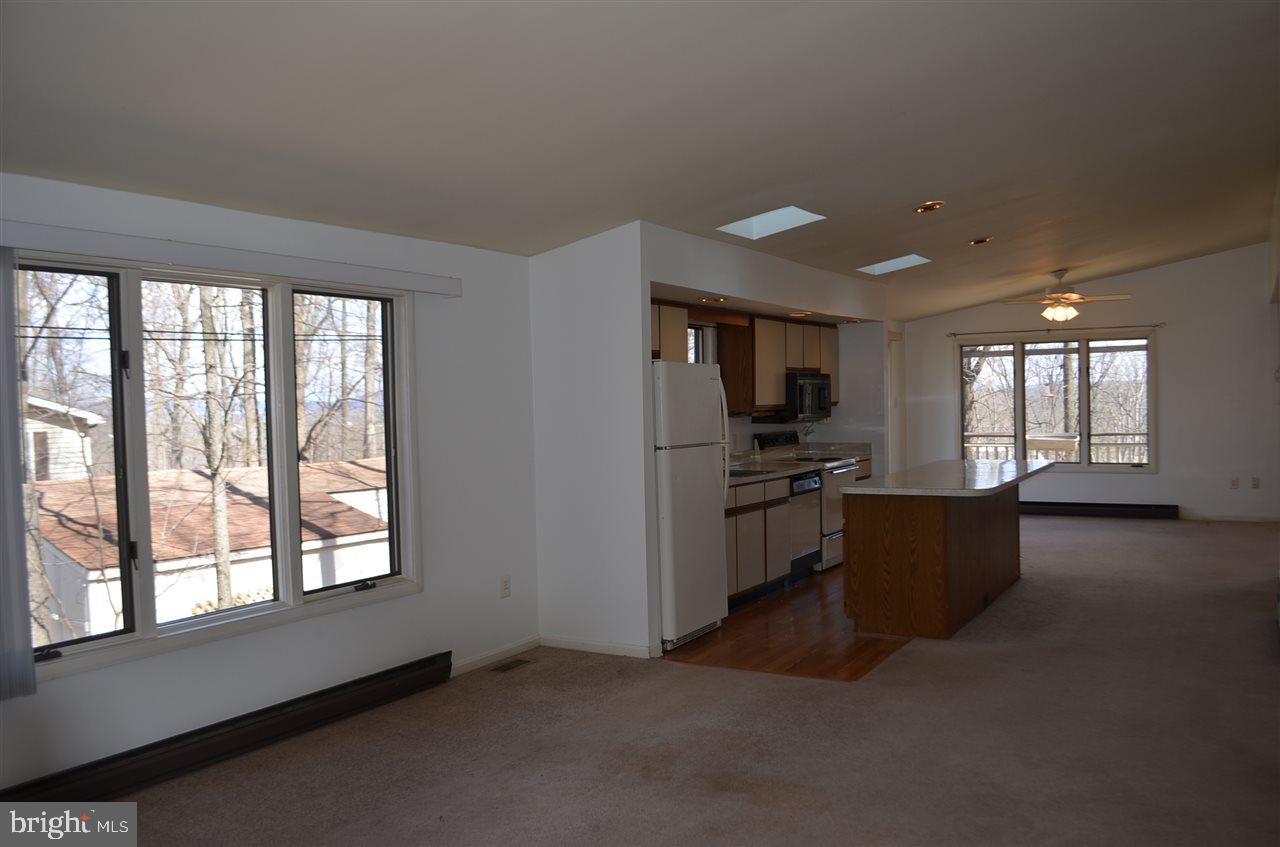 LAKE MEADE - Residential Lease